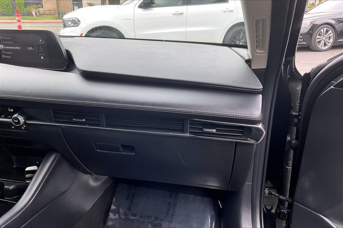 2025 Mazda Mazda3 Preferred - Photo 14