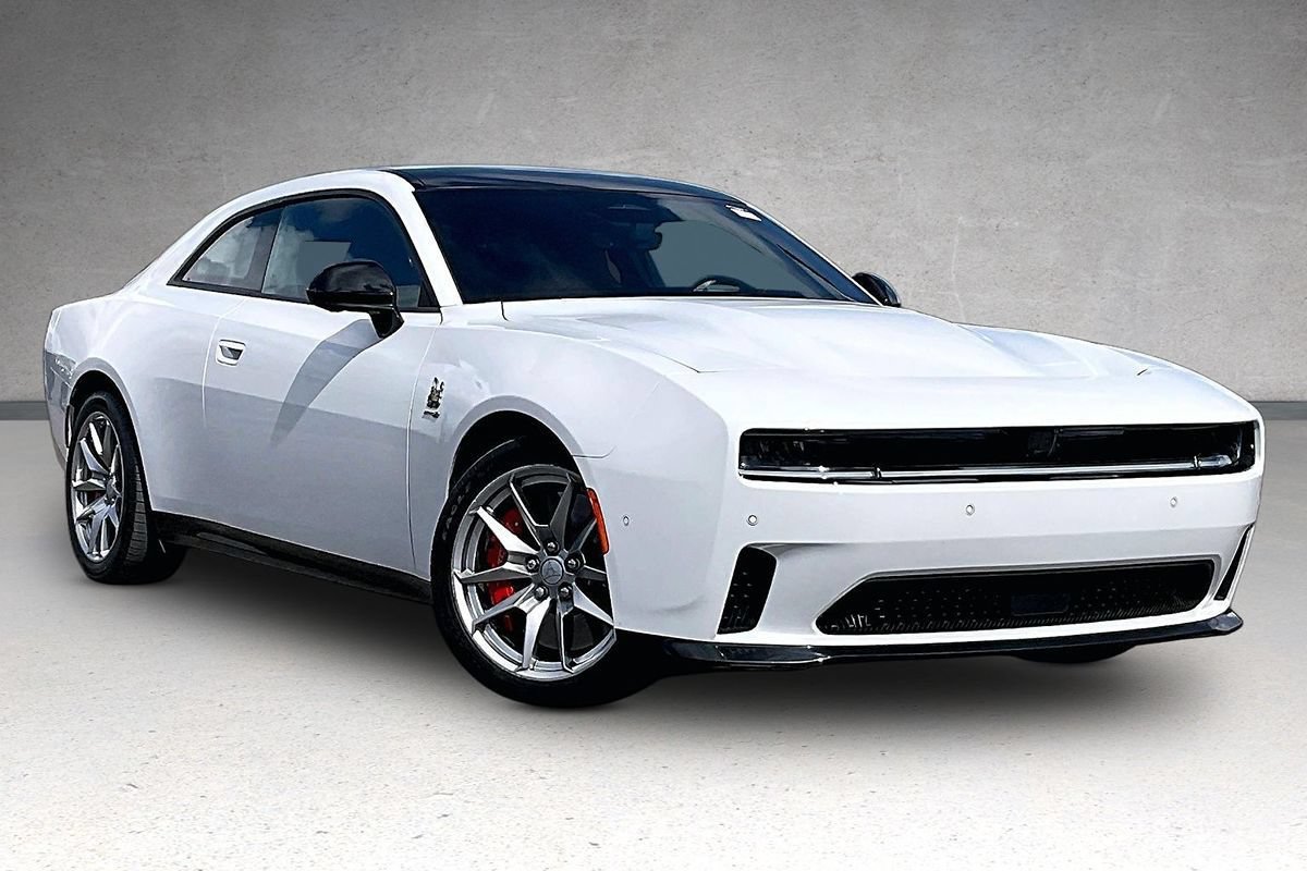 Used 2024 Dodge Charger Daytona Scat Pack with VIN 2C3CDBDK5RR208472 for sale in San Diego, CA
