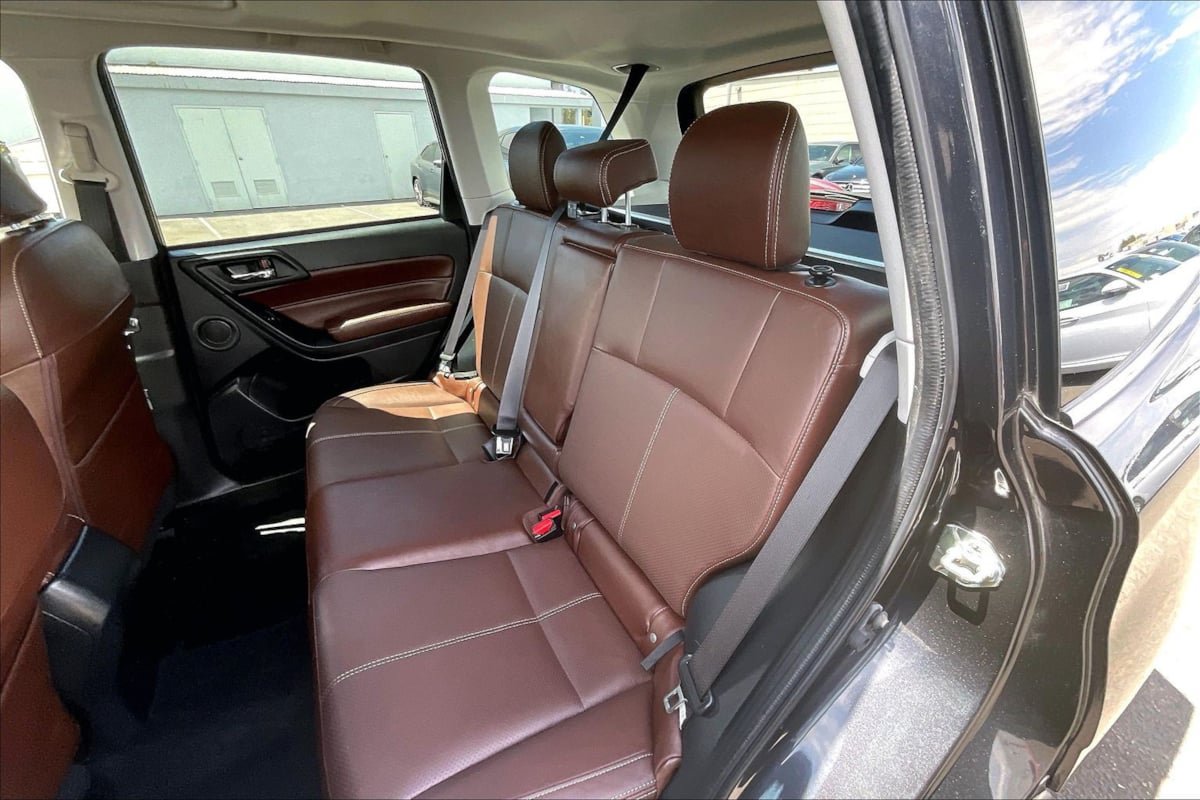 2018 Subaru Forester Touring - Photo 24