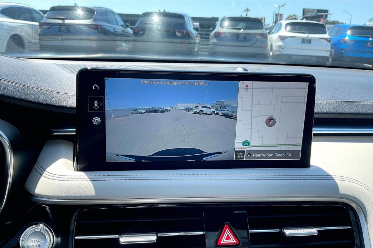 2025 GENESIS G70 Standard - Photo 18