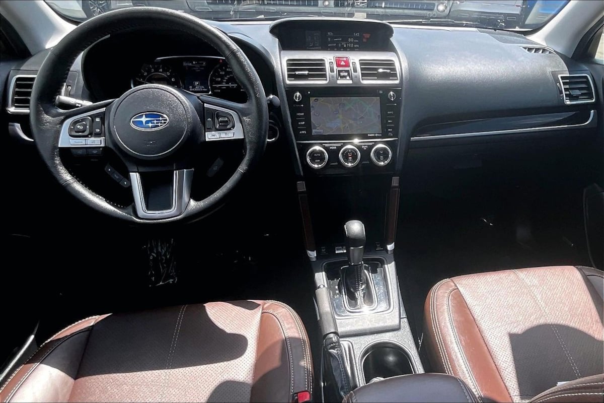 2018 Subaru Forester Touring - Photo 13