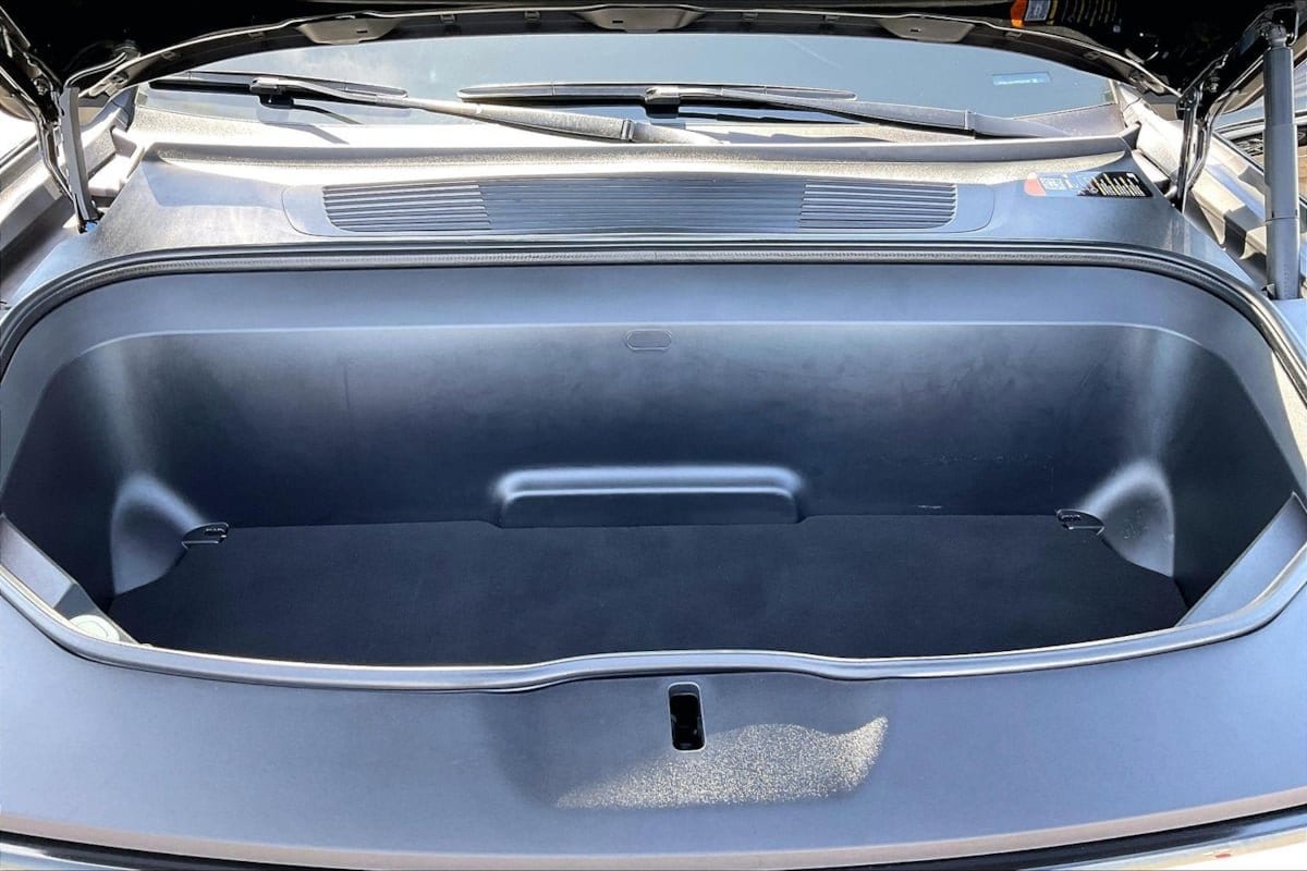 2024 Rivian R1S Adventure - Photo 10