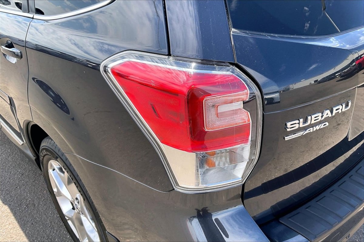2018 Subaru Forester Touring - Photo 27