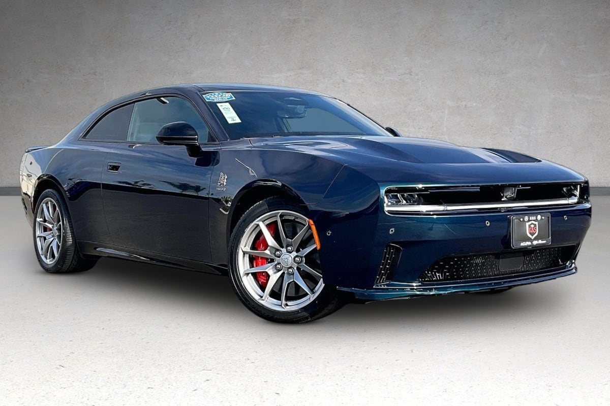 Used 2024 Dodge Charger Daytona Scat Pack with VIN 2C3CDBDK2RR208574 for sale in San Diego, CA