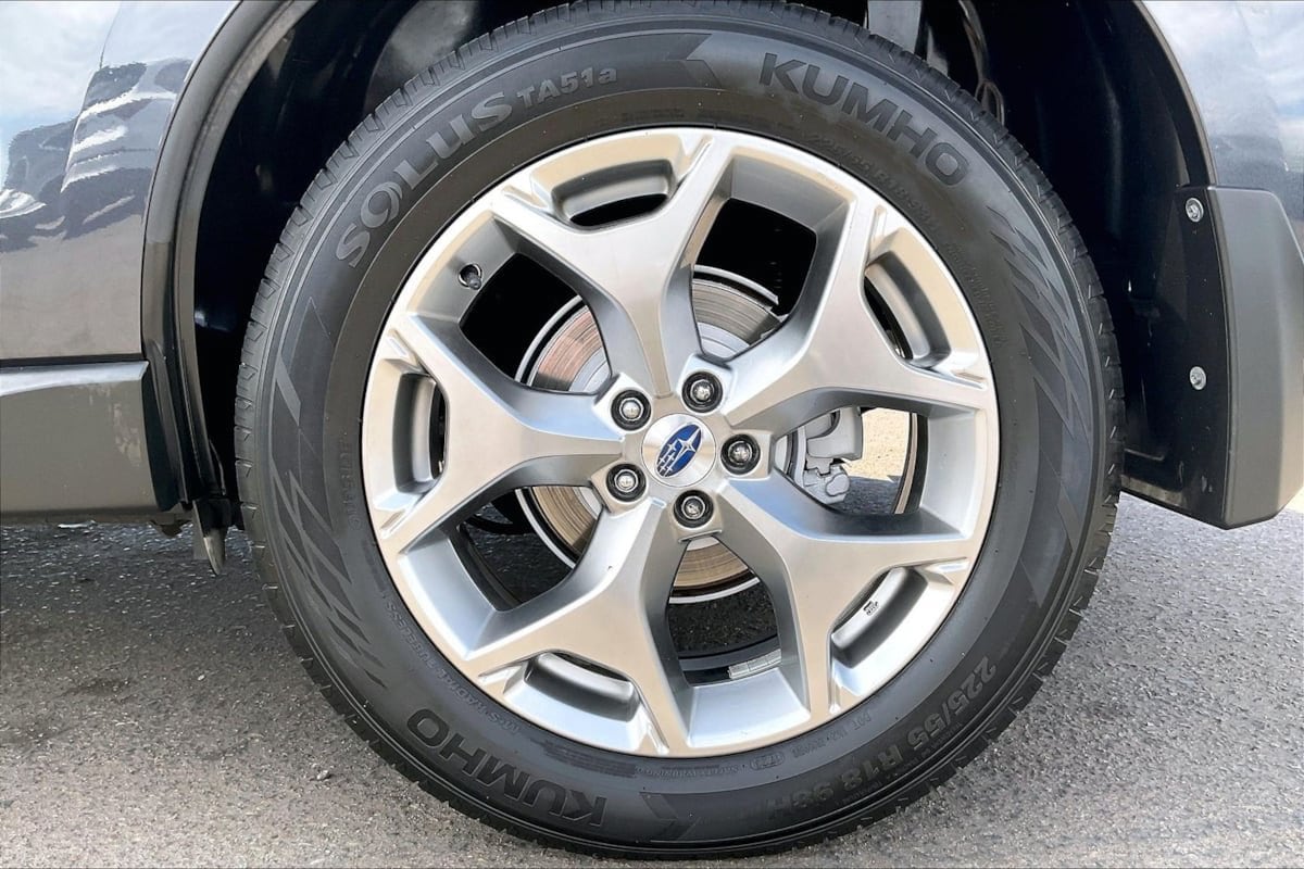 2018 Subaru Forester Touring - Photo 9