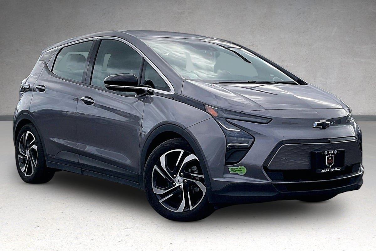 Used 2023 Chevrolet Bolt EV 2LT with VIN 1G1FX6S01P4128846 for sale in San Diego, CA