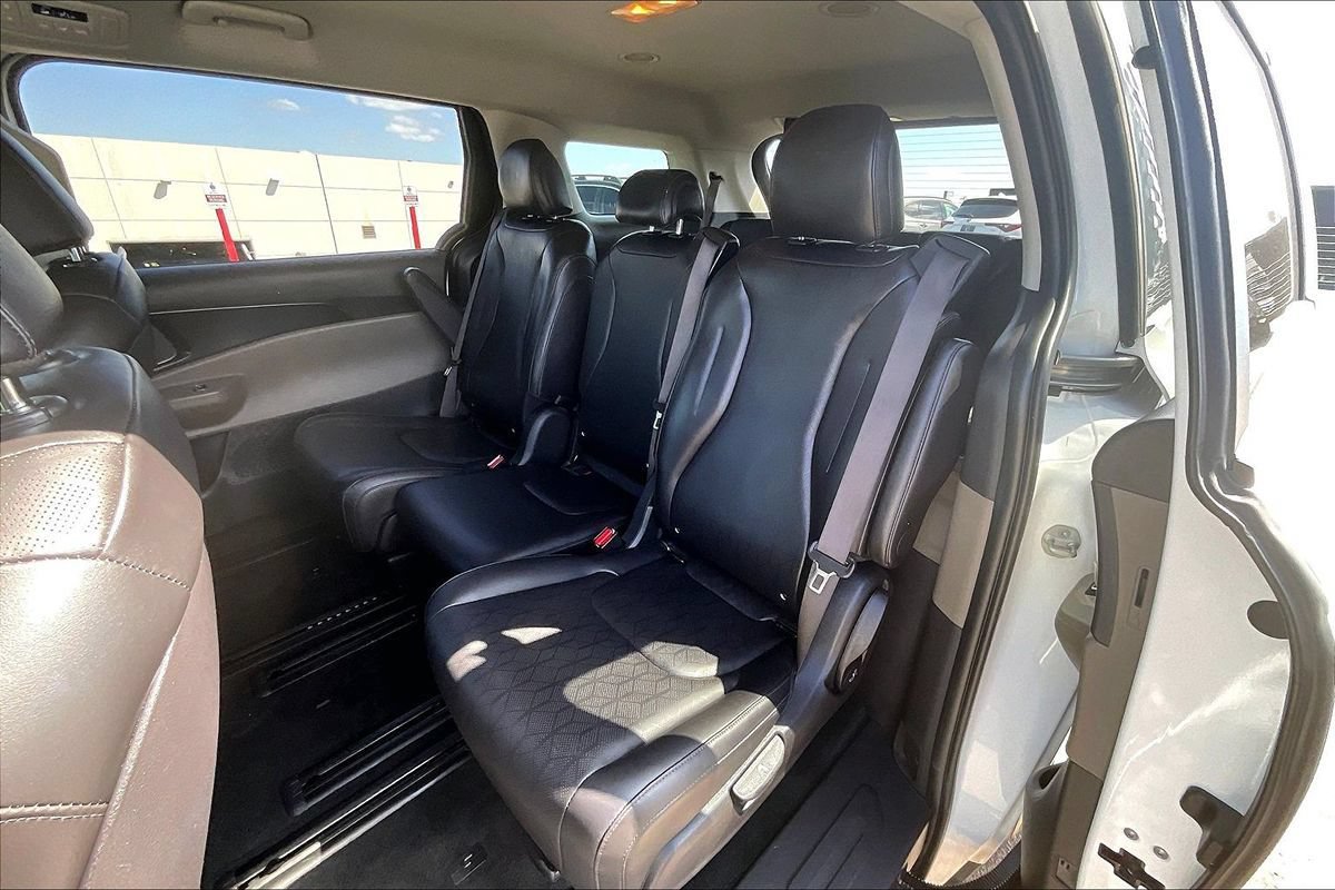 2025 Kia Carnival LXS - Photo 14