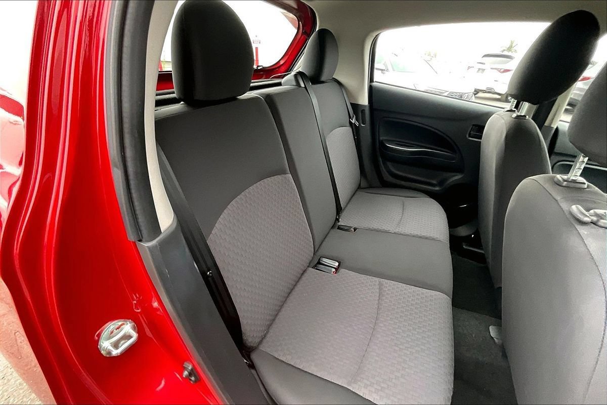 2019 Mitsubishi Mirage ES - Photo 31