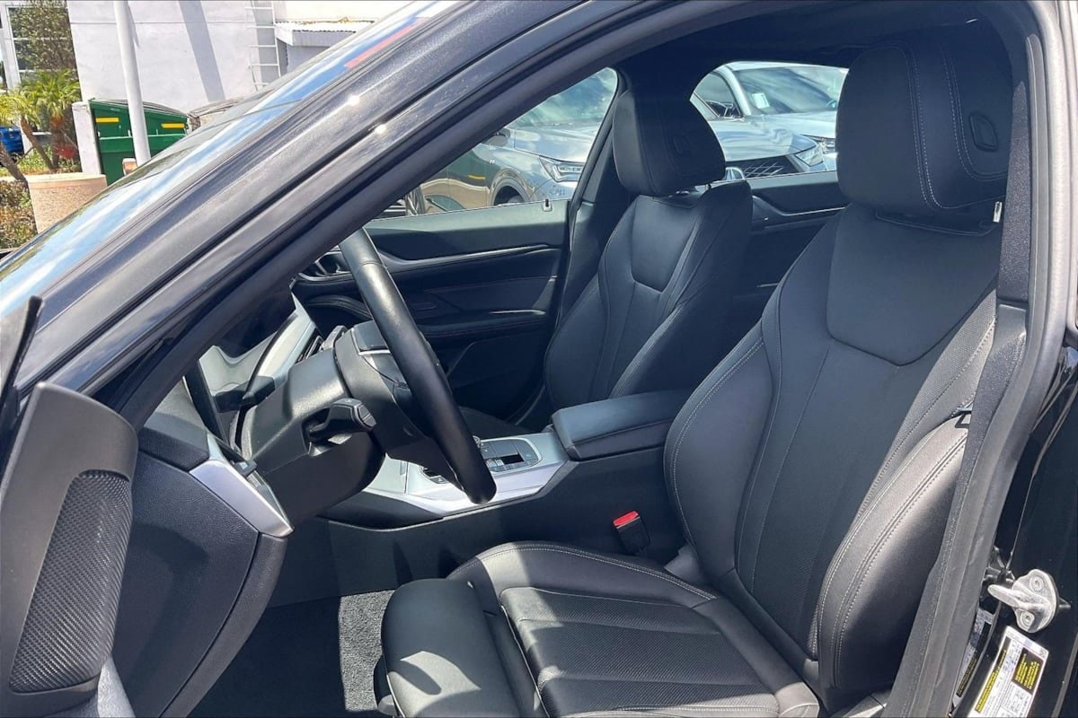 2023 BMW i4 35 - Photo 23