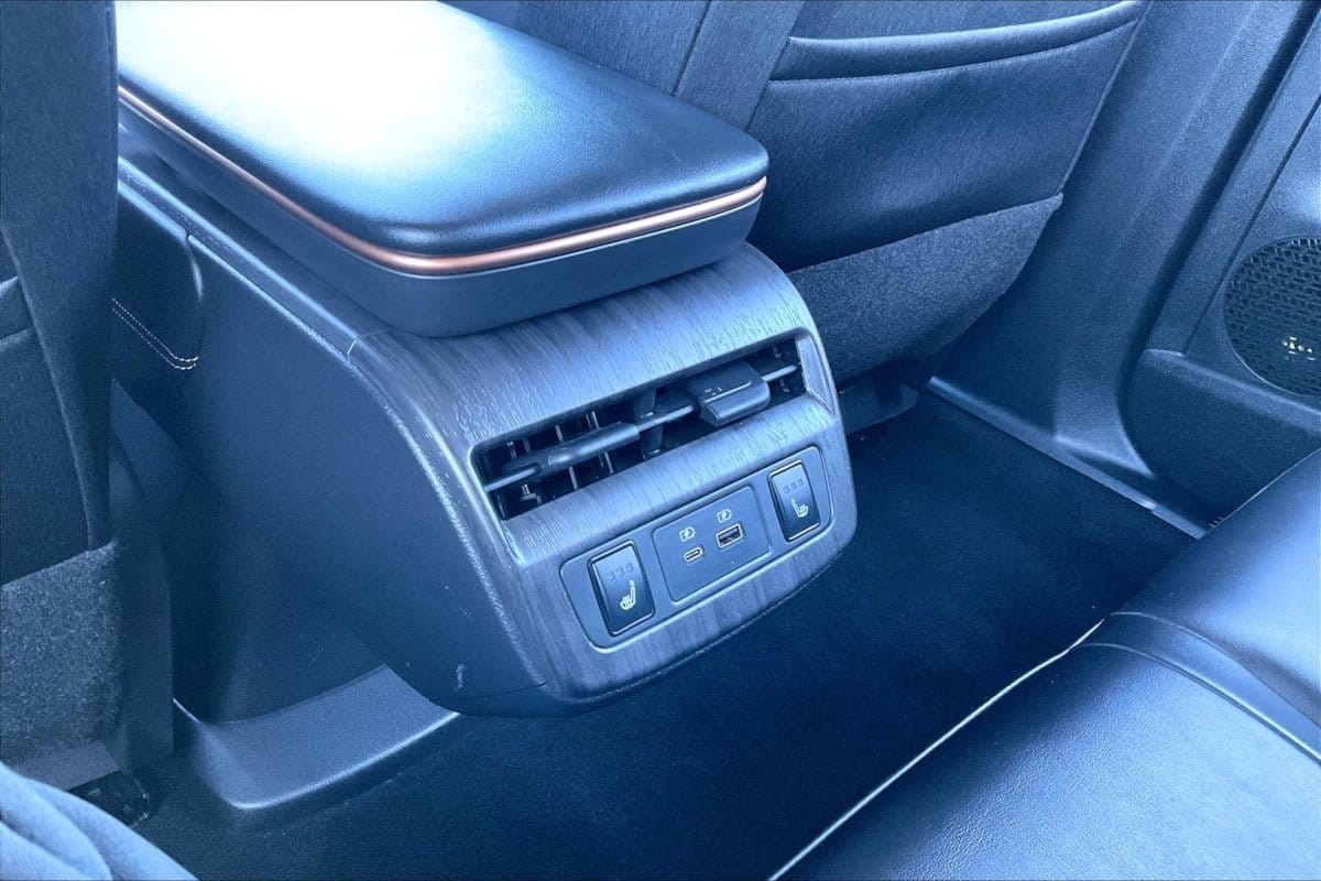 2024 Nissan ARIYA Evolve+ - Photo 31