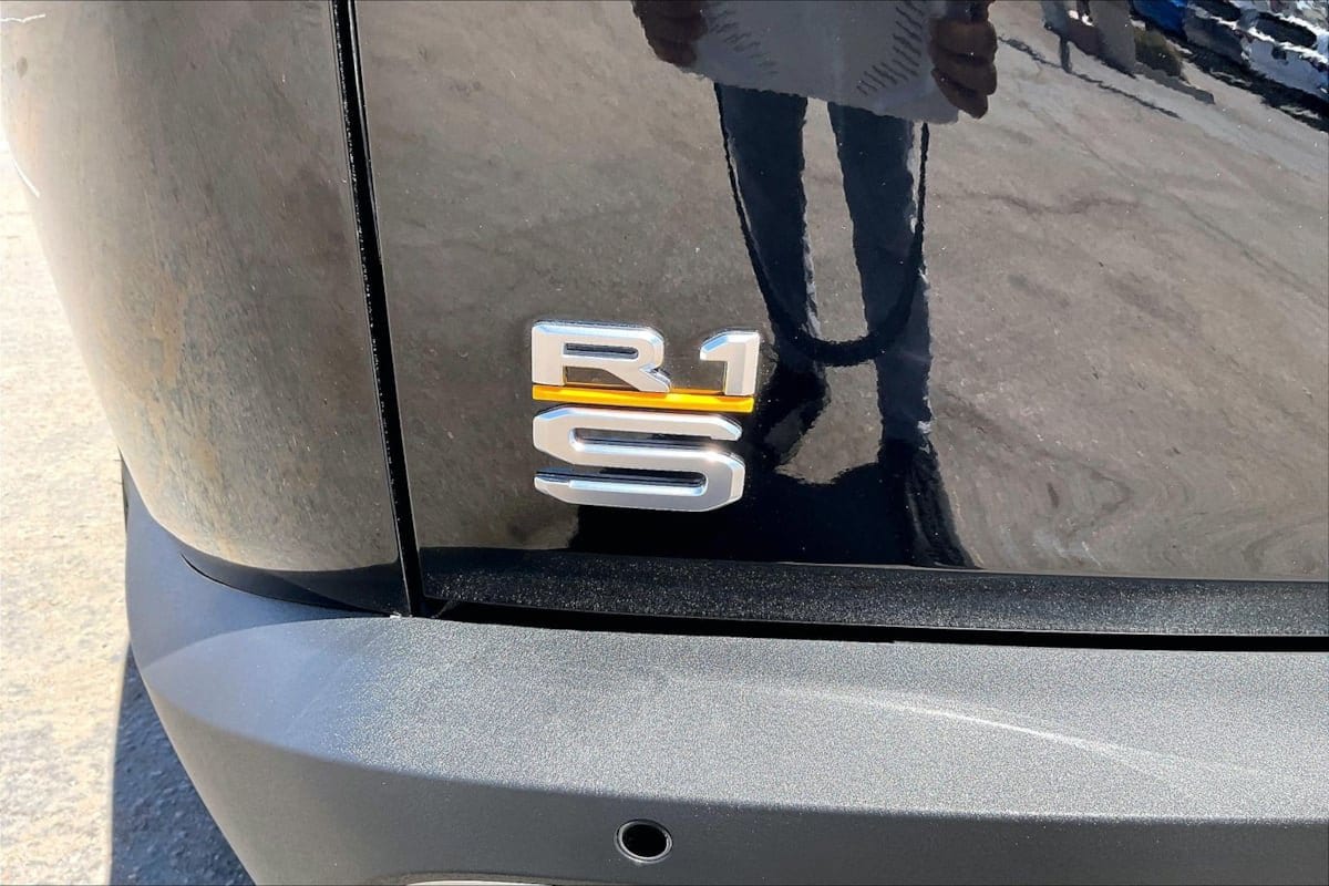 2024 Rivian R1S Adventure - Photo 8