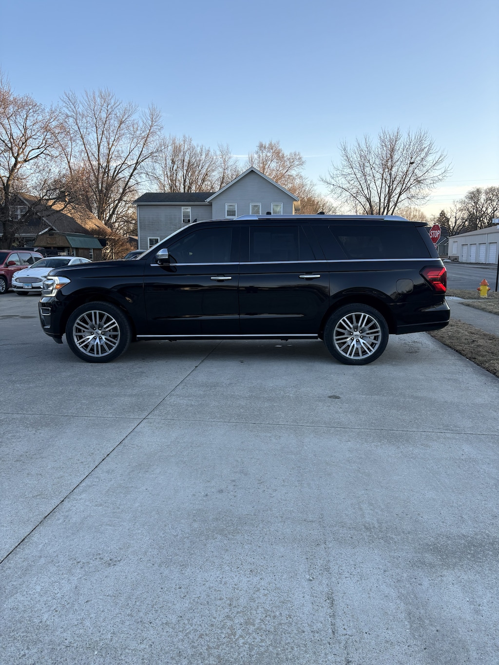 Used 2022 Ford Expedition Max Platinum Platinum 4x4
