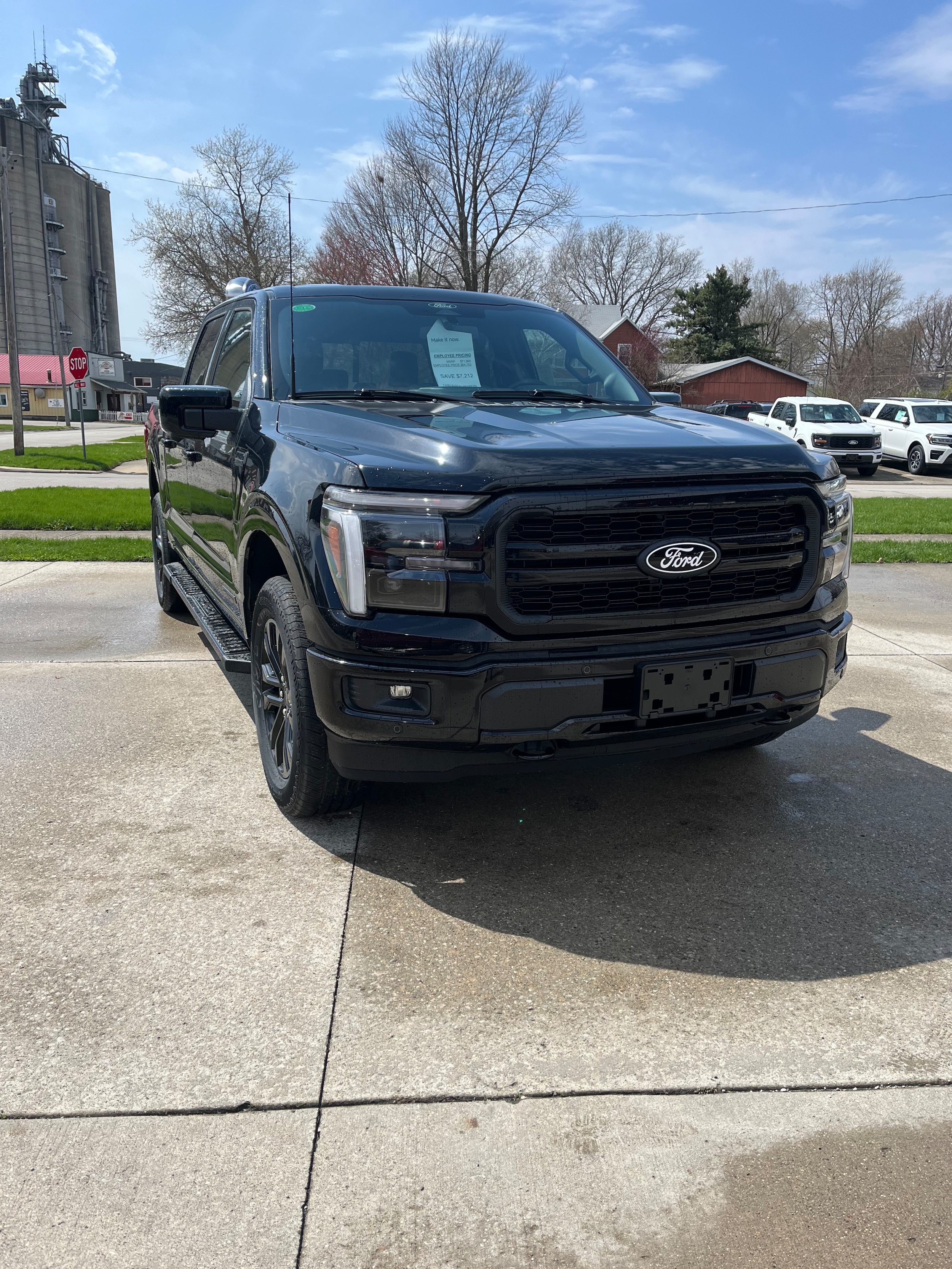 2025 Ford F-150 LARIAT