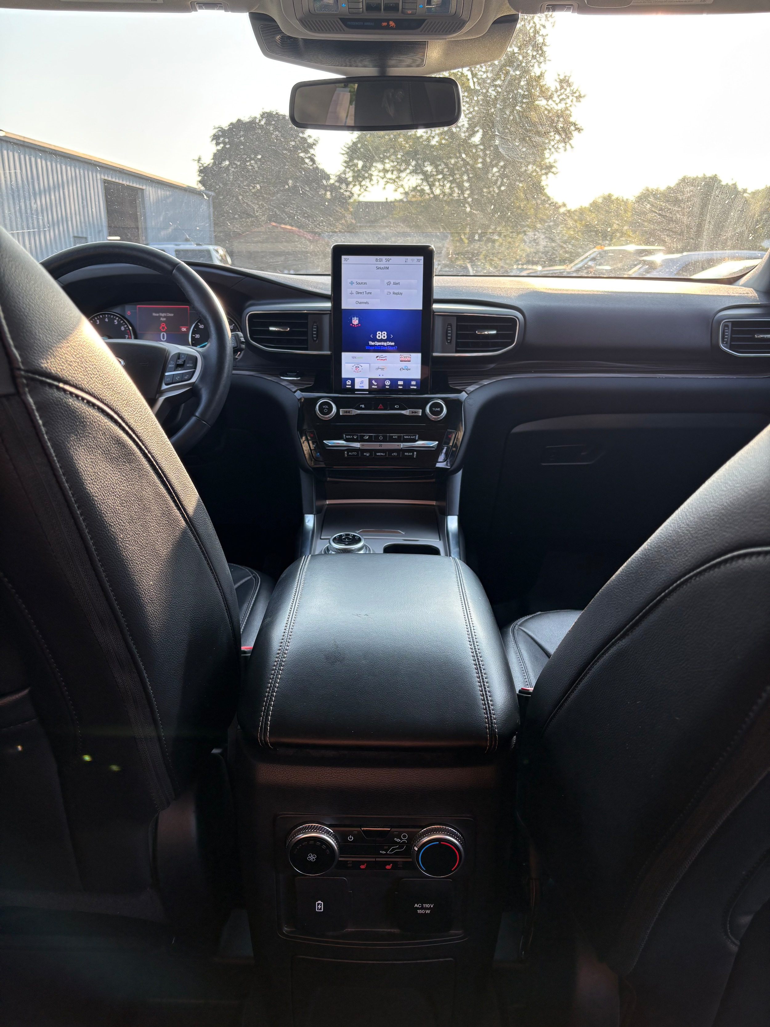2023 Ford Explorer Limited - Photo 11