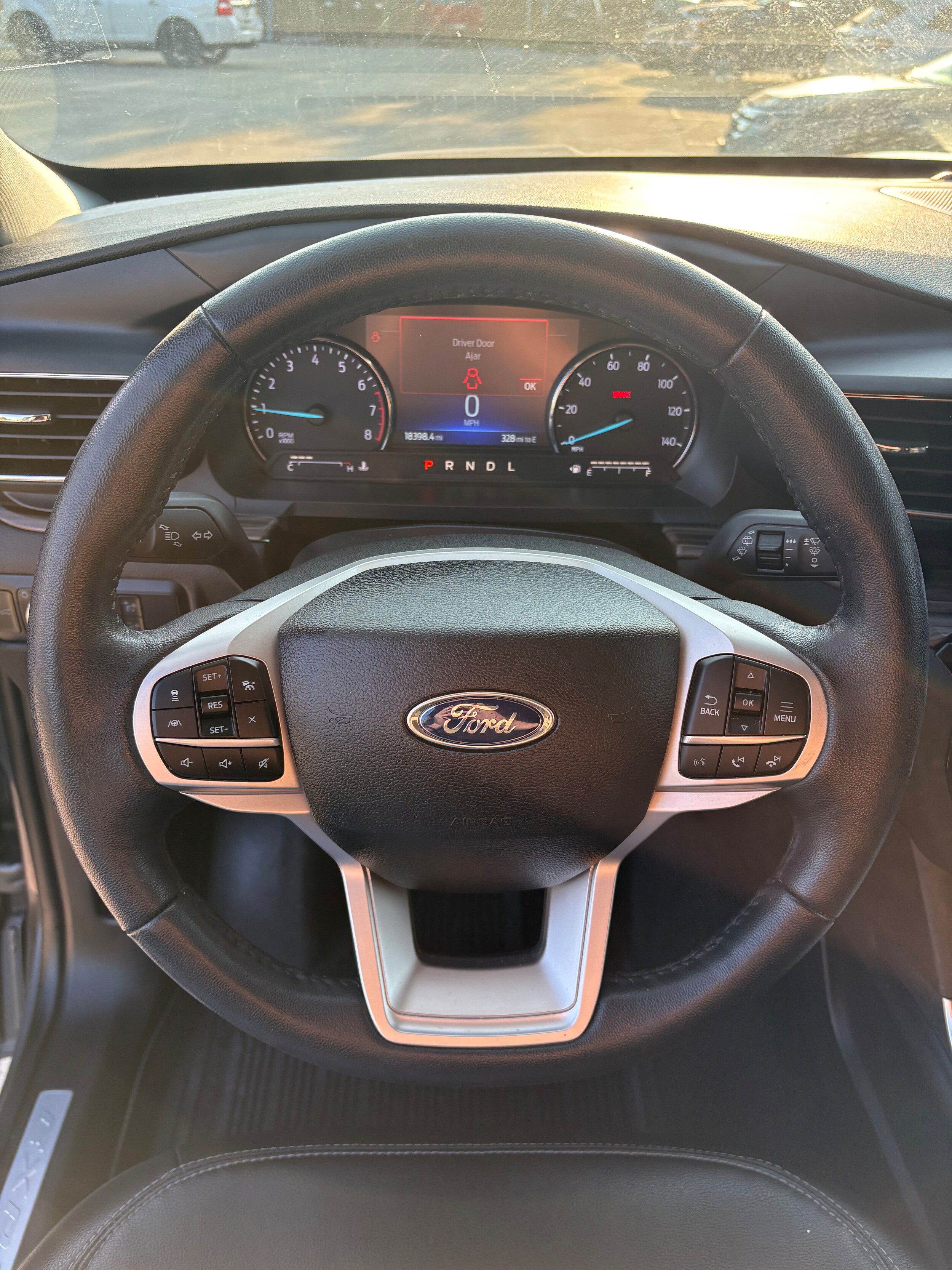 2023 Ford Explorer Limited - Photo 18