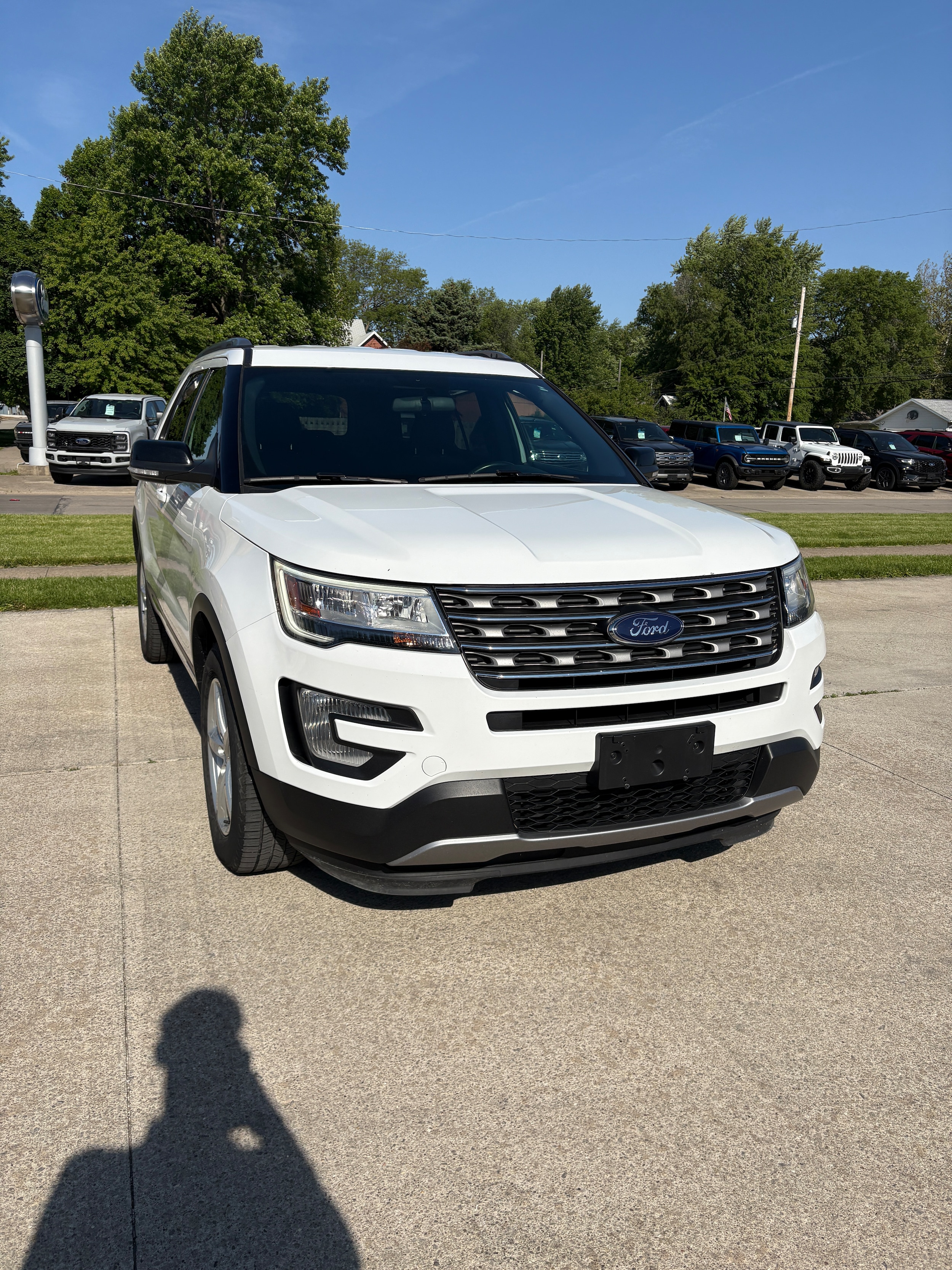 2017 Ford Explorer XLT 4WD's photo