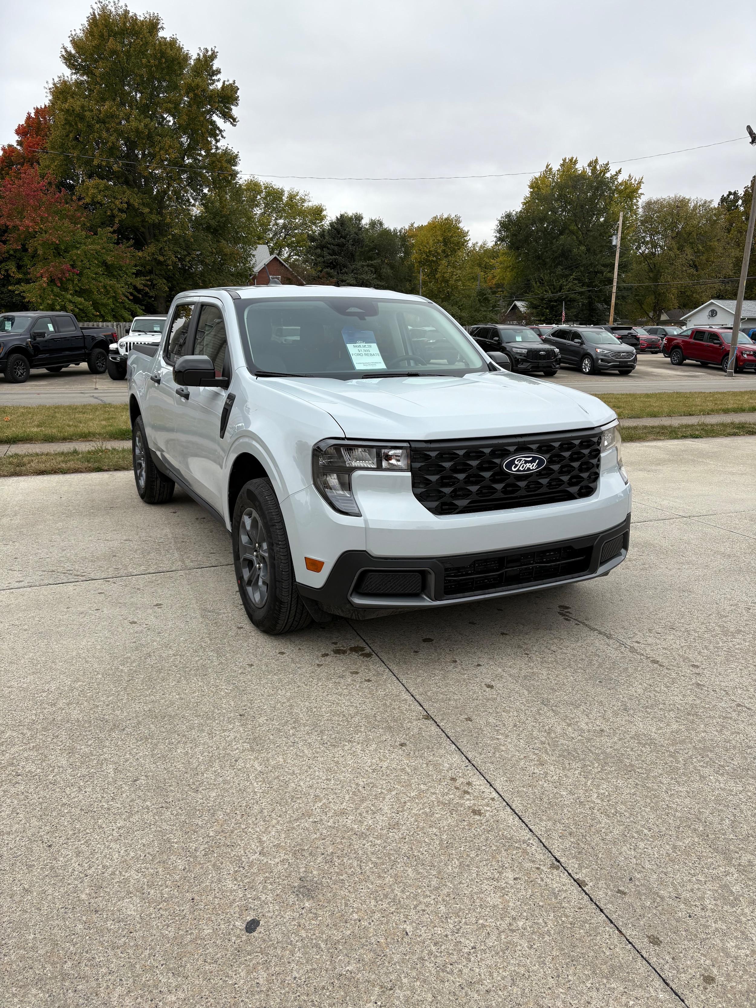 2025 Ford Maverick XLT's photo