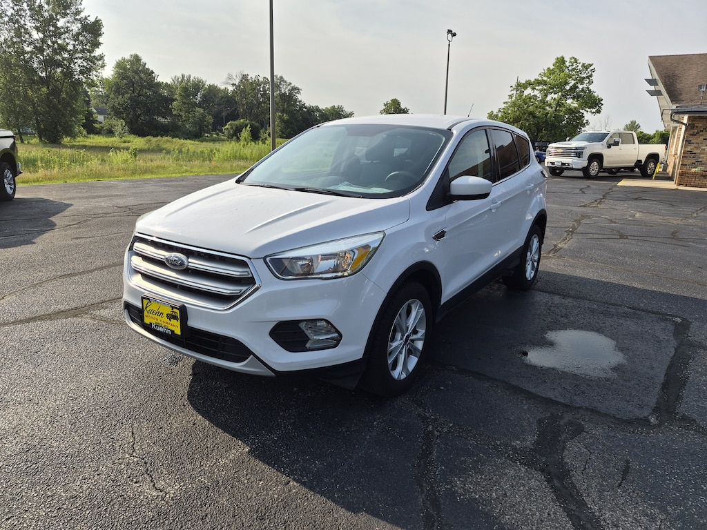 Used 2017 Ford Escape SE SUV