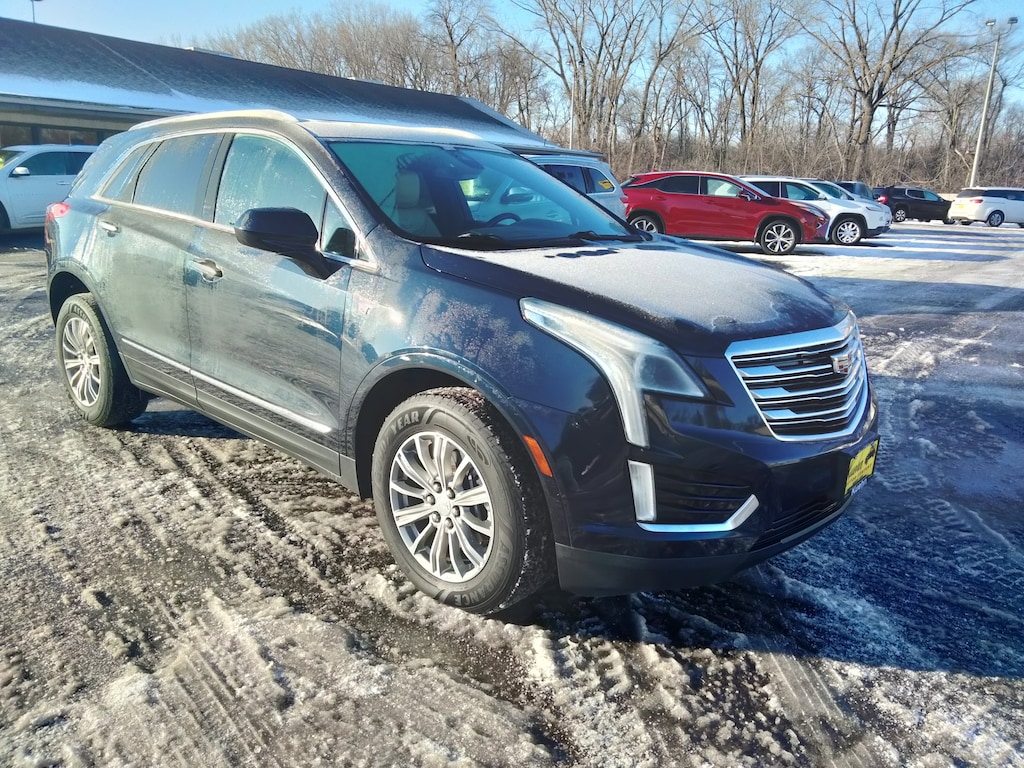 Used 2017 CADILLAC XT5 Luxury SUV