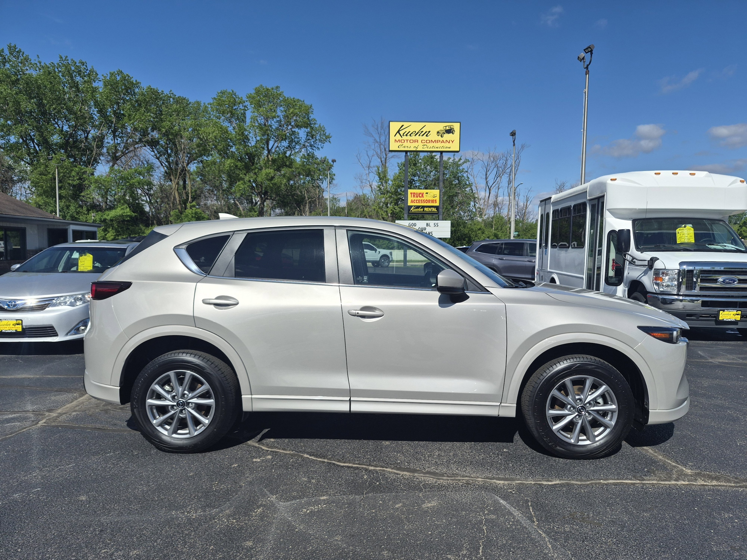 2025 Mazda CX-5 S Select Package Auto AWD's photo