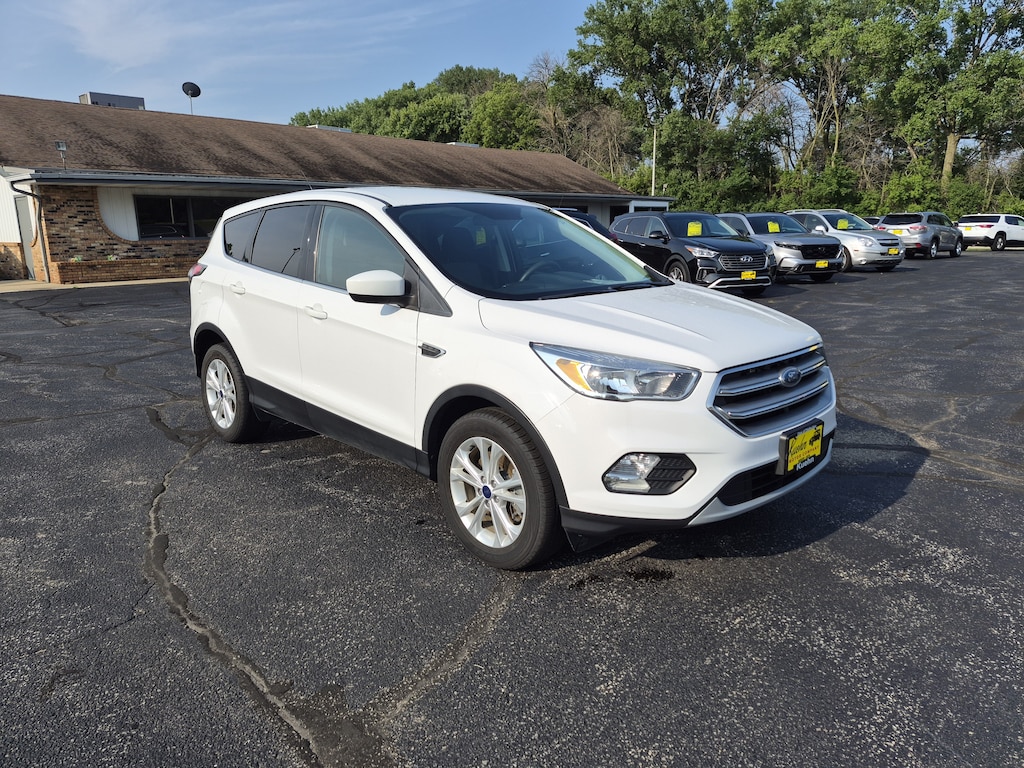 Used 2017 Ford Escape SE SUV