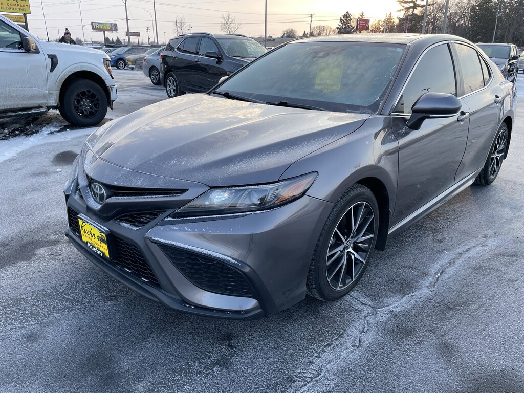 Used 2021 Toyota Camry SE Sedan