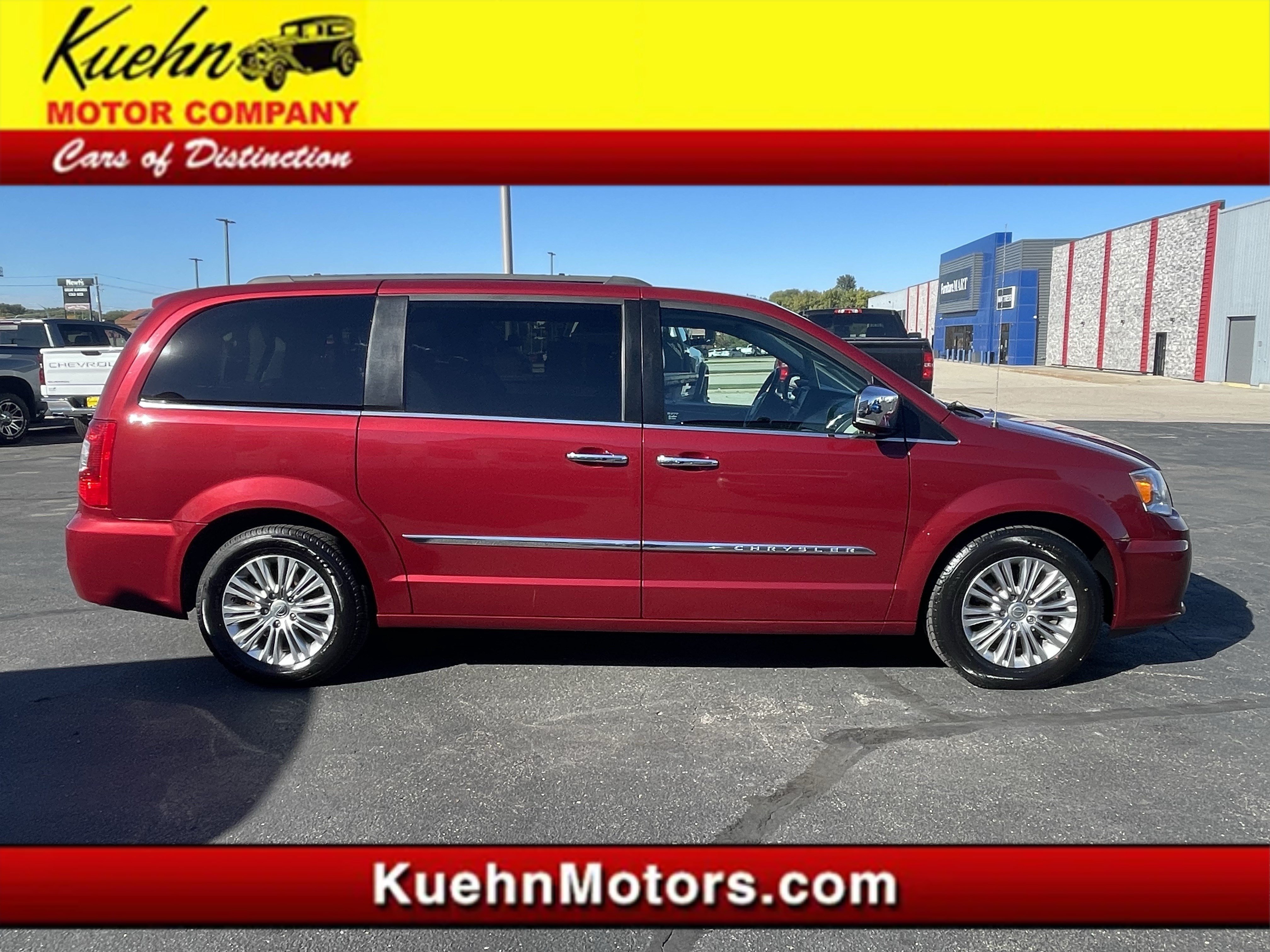 Used 2015 Chrysler Town & Country Touring-L Van