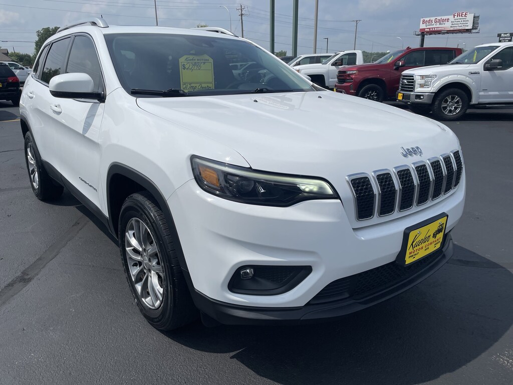 Used 2021 Jeep Cherokee Latitude Plus SUV
