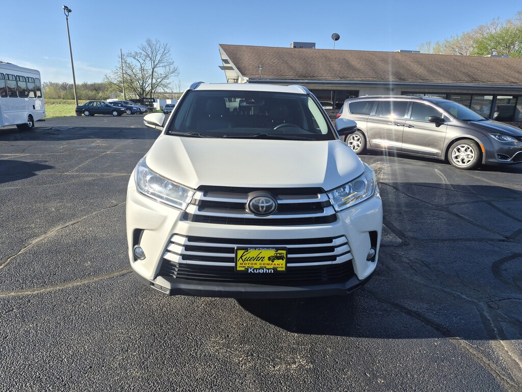 Used 2018 Toyota Highlander XLE V6 SUV