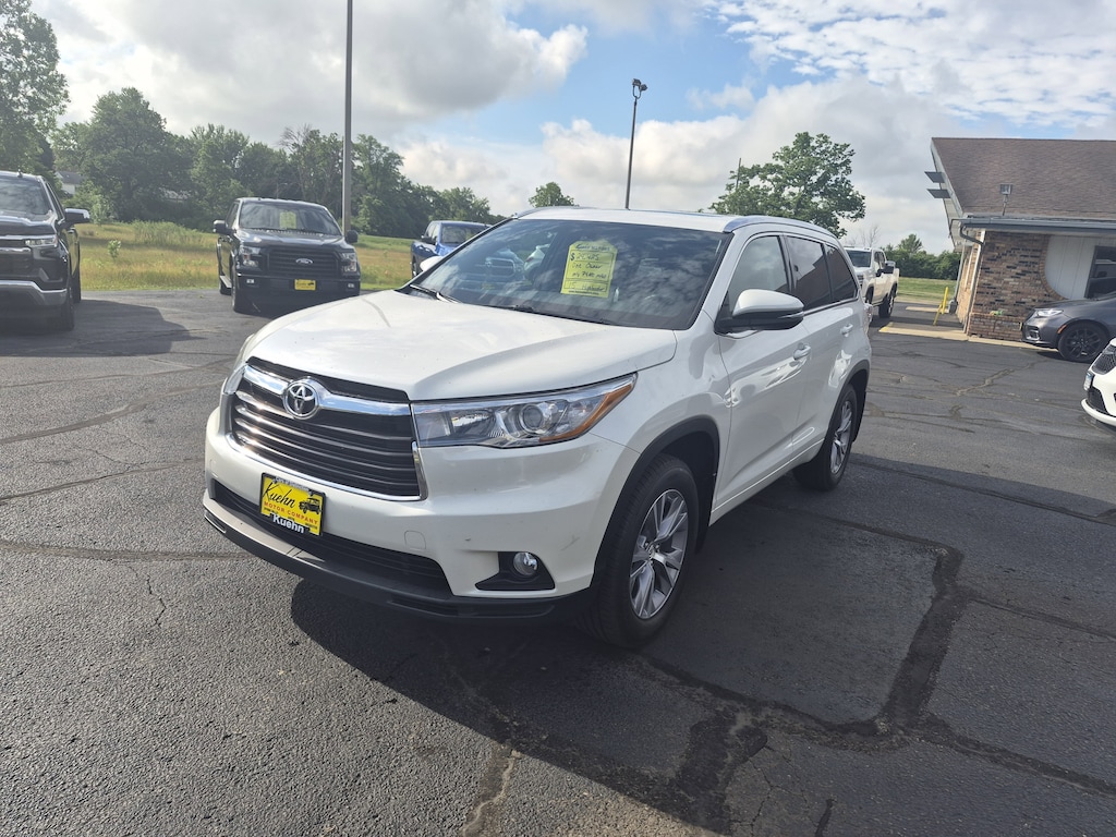 Used 2015 Toyota Highlander XLE V6 SUV