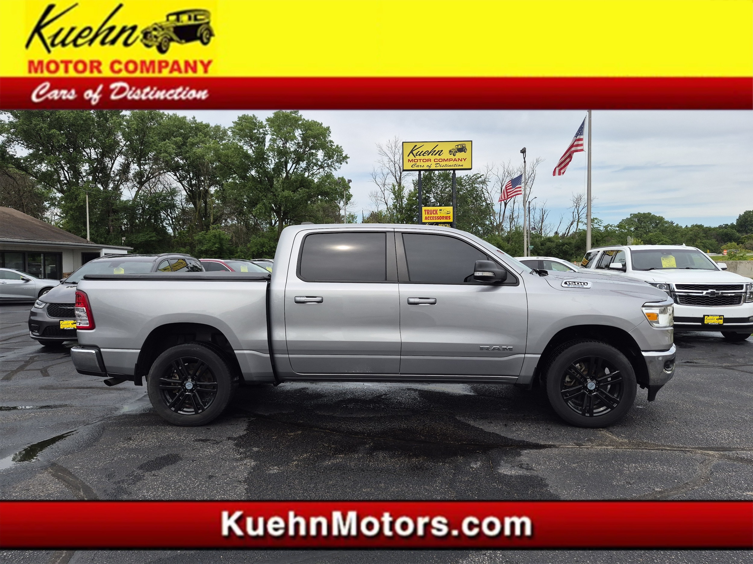 2022 RAM 1500 Big Horn/Lone Star 4x4 Crew Cab 5'7's photo