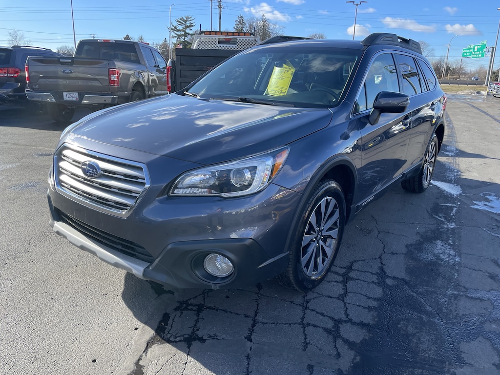 Used 2017 Subaru Outback 3.6R Limited with SUV
