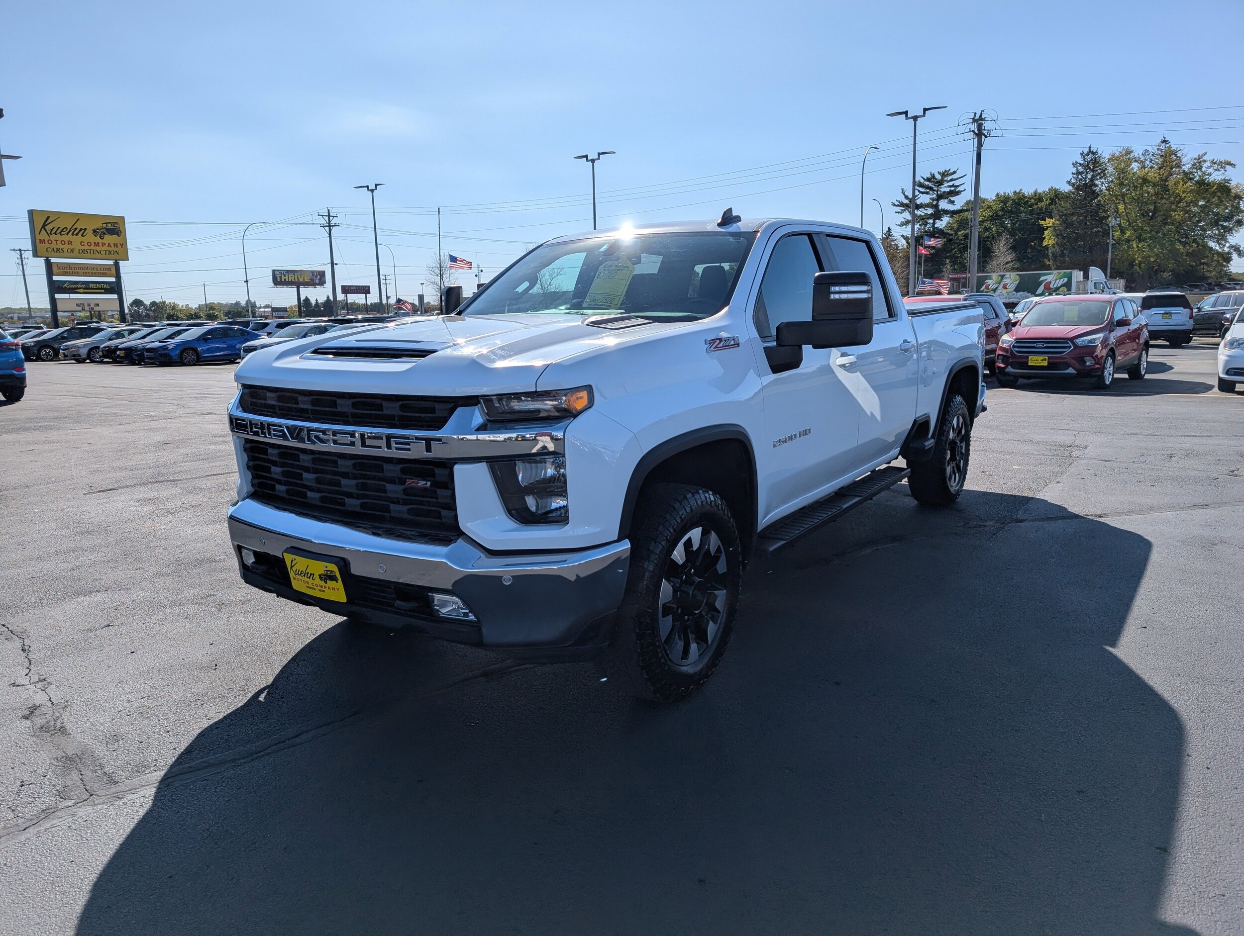 2020 Chevrolet Silverado 2500HD LT photo 3