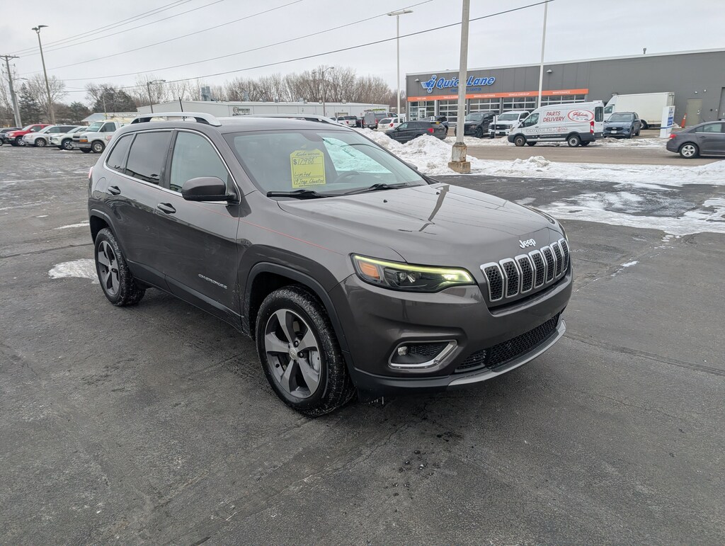 Used 2019 Jeep Cherokee Limited 4x4 SUV