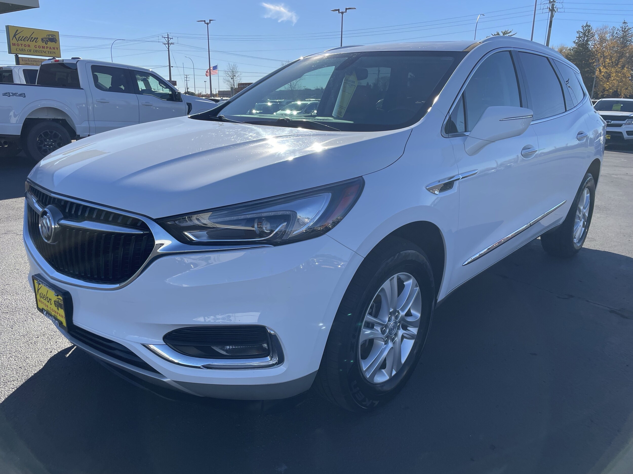 2020 Buick Enclave Essence photo 4
