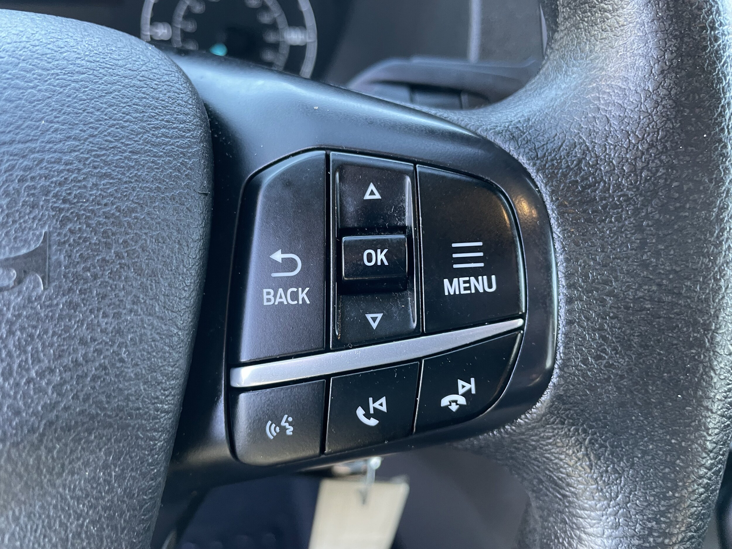 2022 Ford Transit Passenger Van XLT - Photo 15