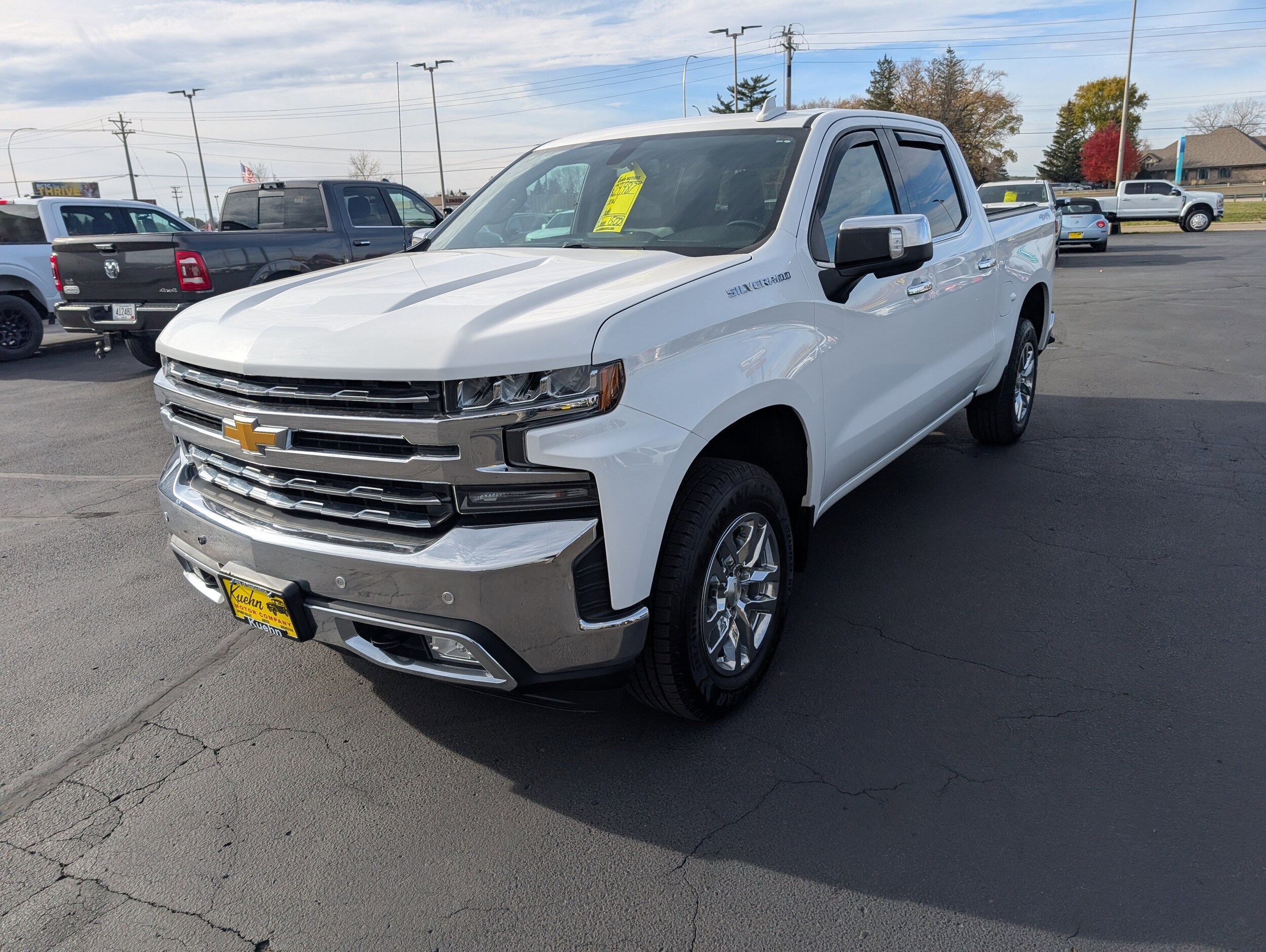 2019 Chevrolet Silverado 1500 LTZ photo 3