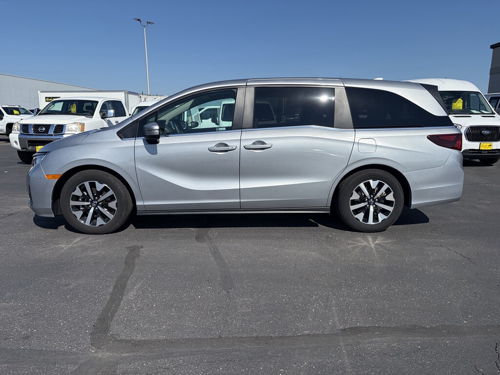 Used 2026 Honda Odyssey EX-L Van Passenger