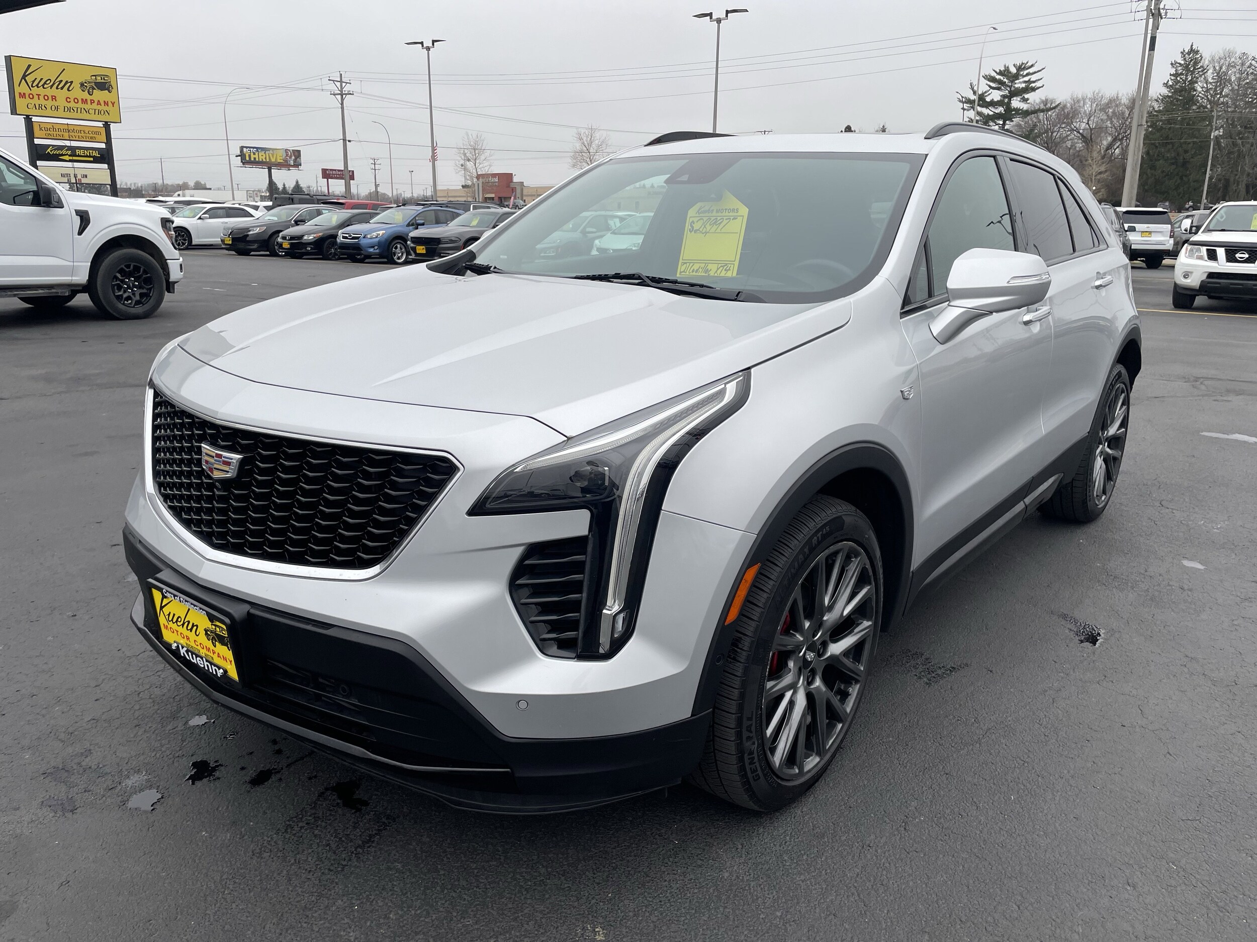 2021 Cadillac XT4 Sport photo 3