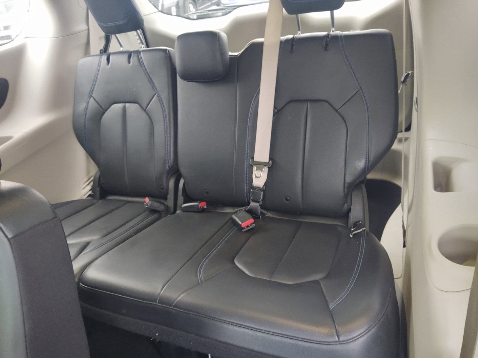 2021 Chrysler Pacifica Touring L - Photo 30