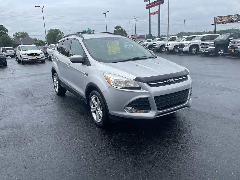Used 2015 Ford Escape SE SUV