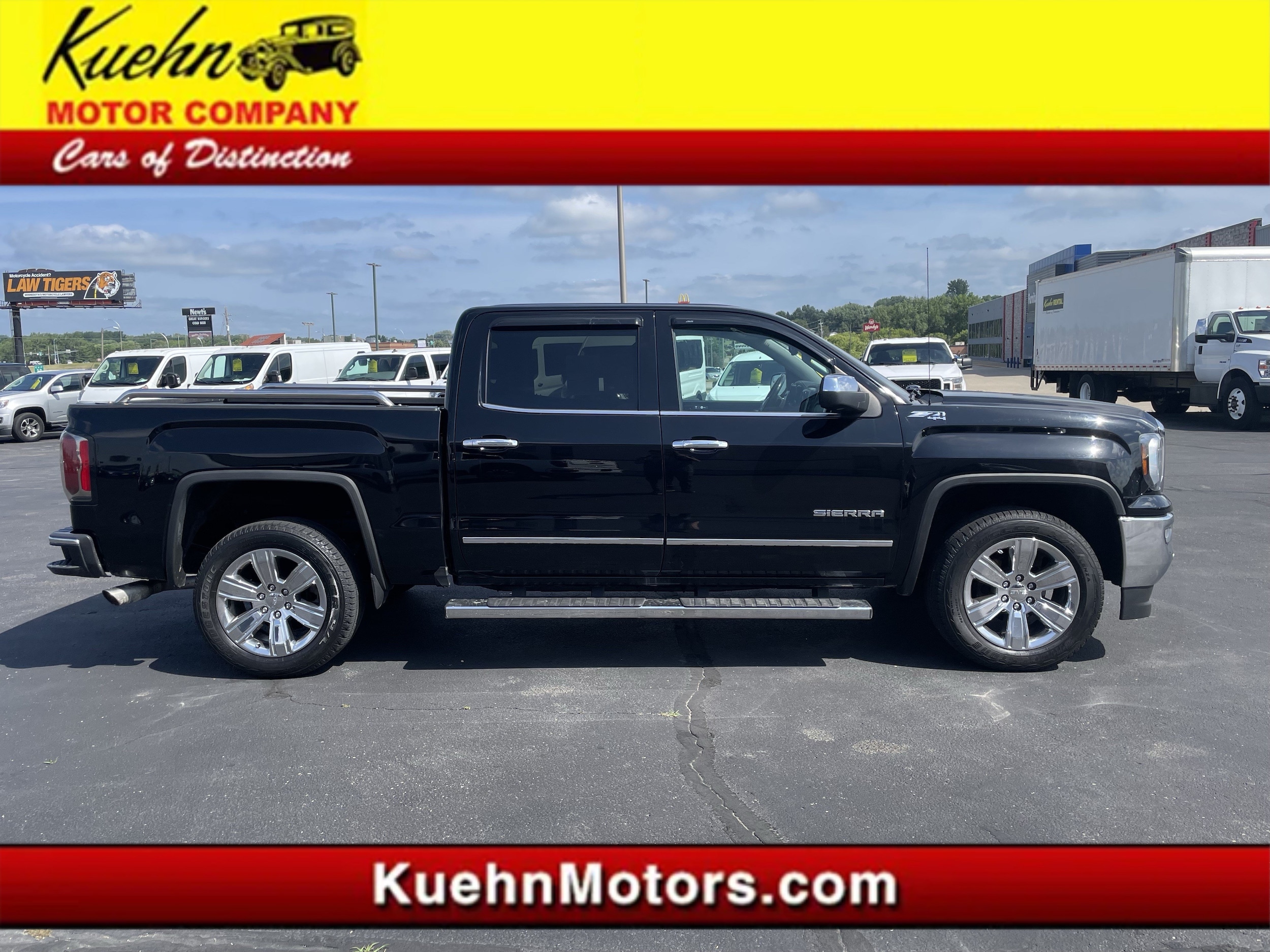 2017 GMC Sierra 4WD Crew Cab Short Box SLT's photo