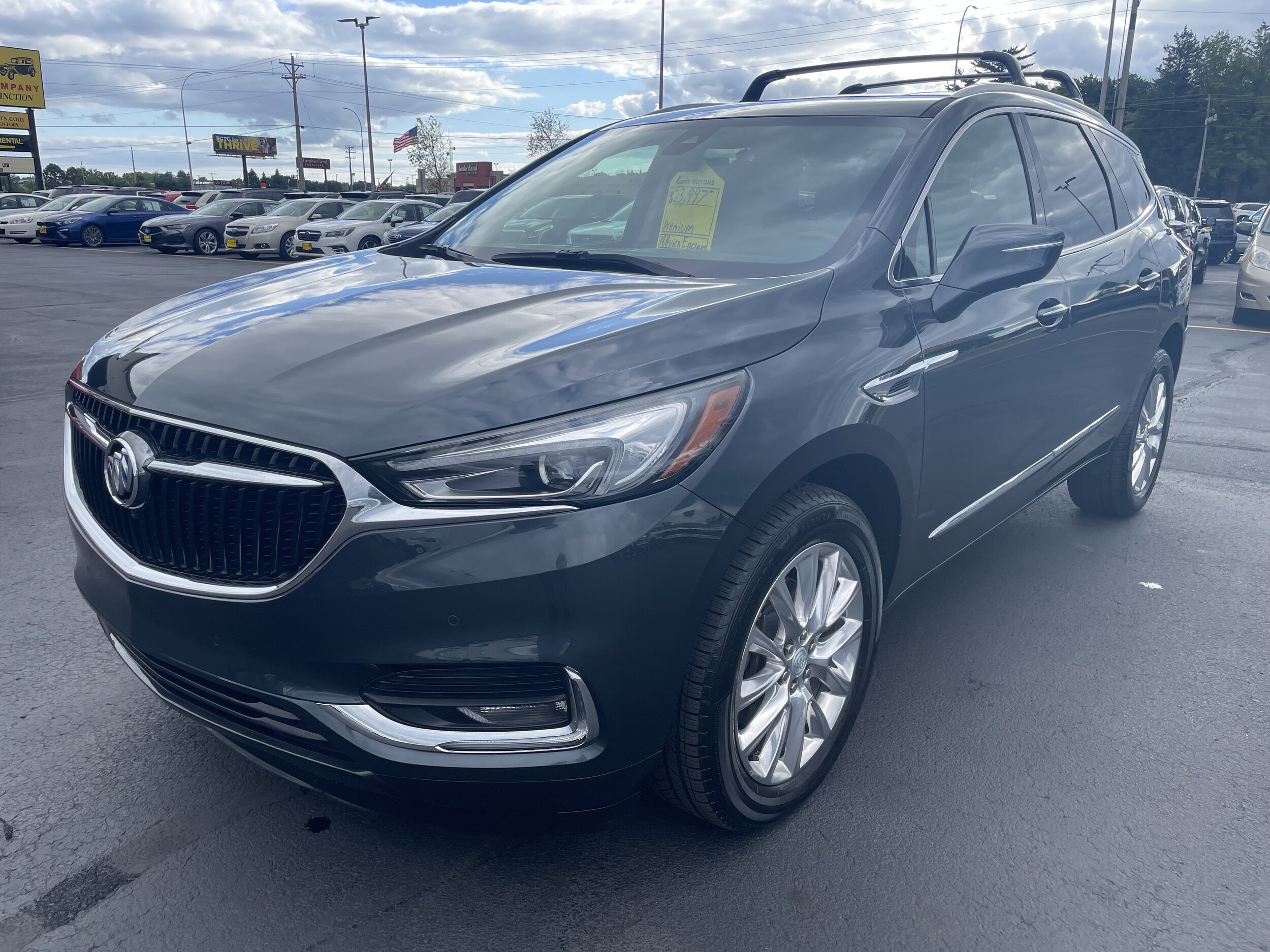 2018 Buick Enclave Premium photo 3