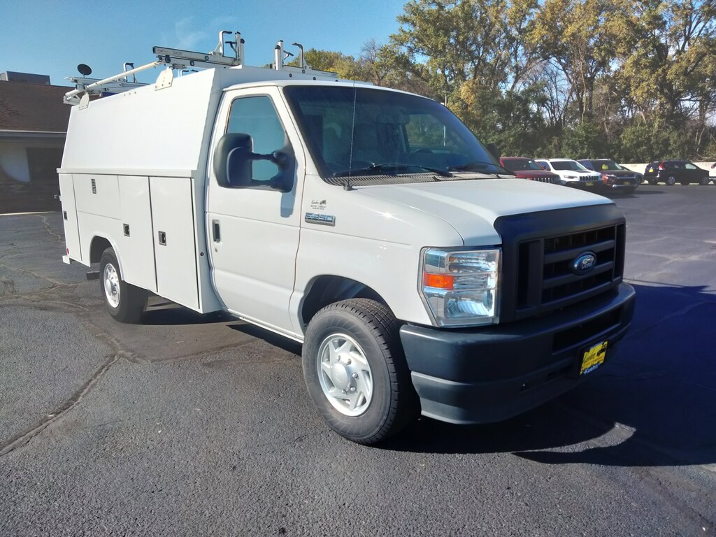 Used 2022 Ford E-350 Cutaway Base Truck