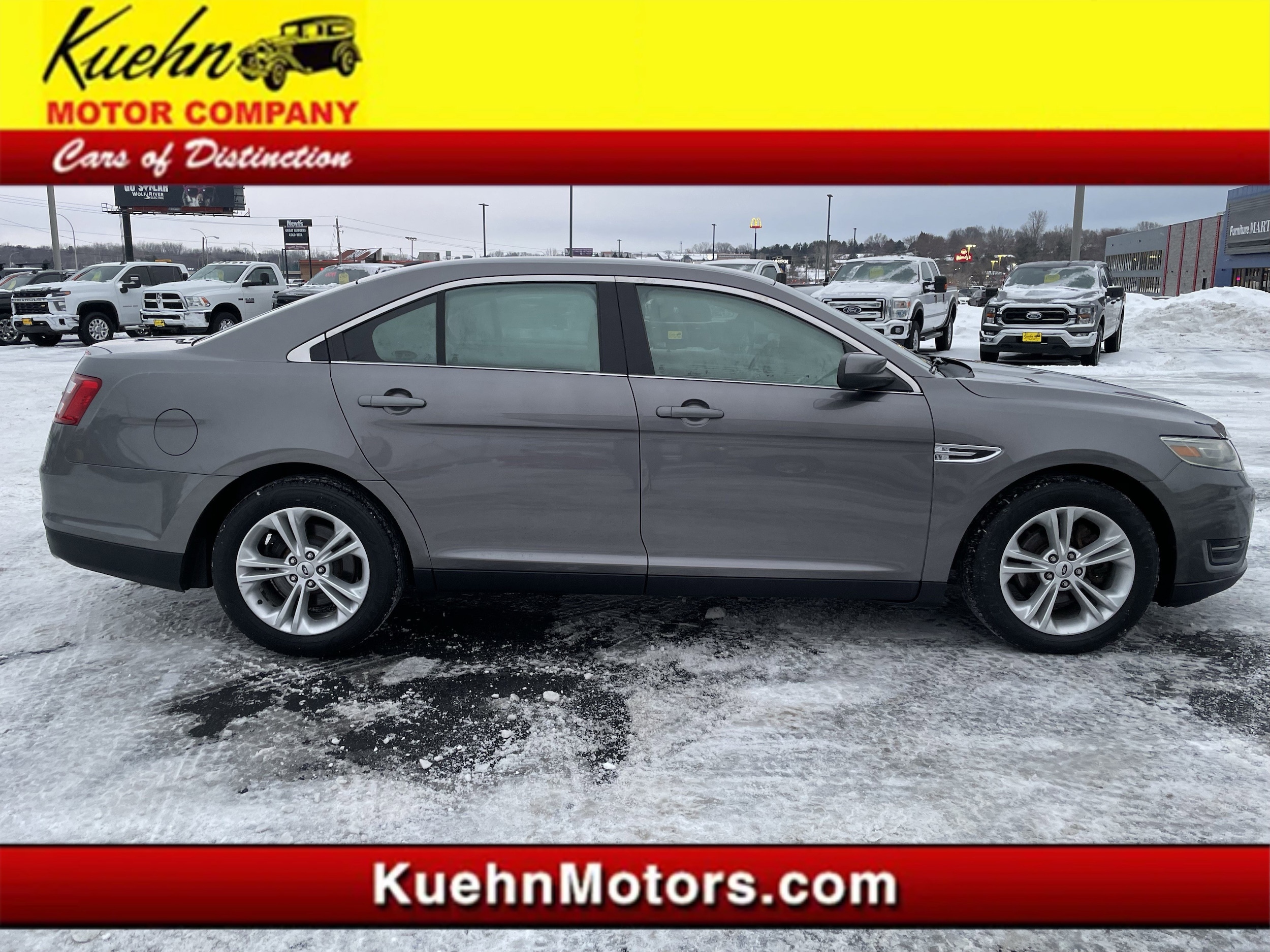 2014 Ford Taurus SEL's photo
