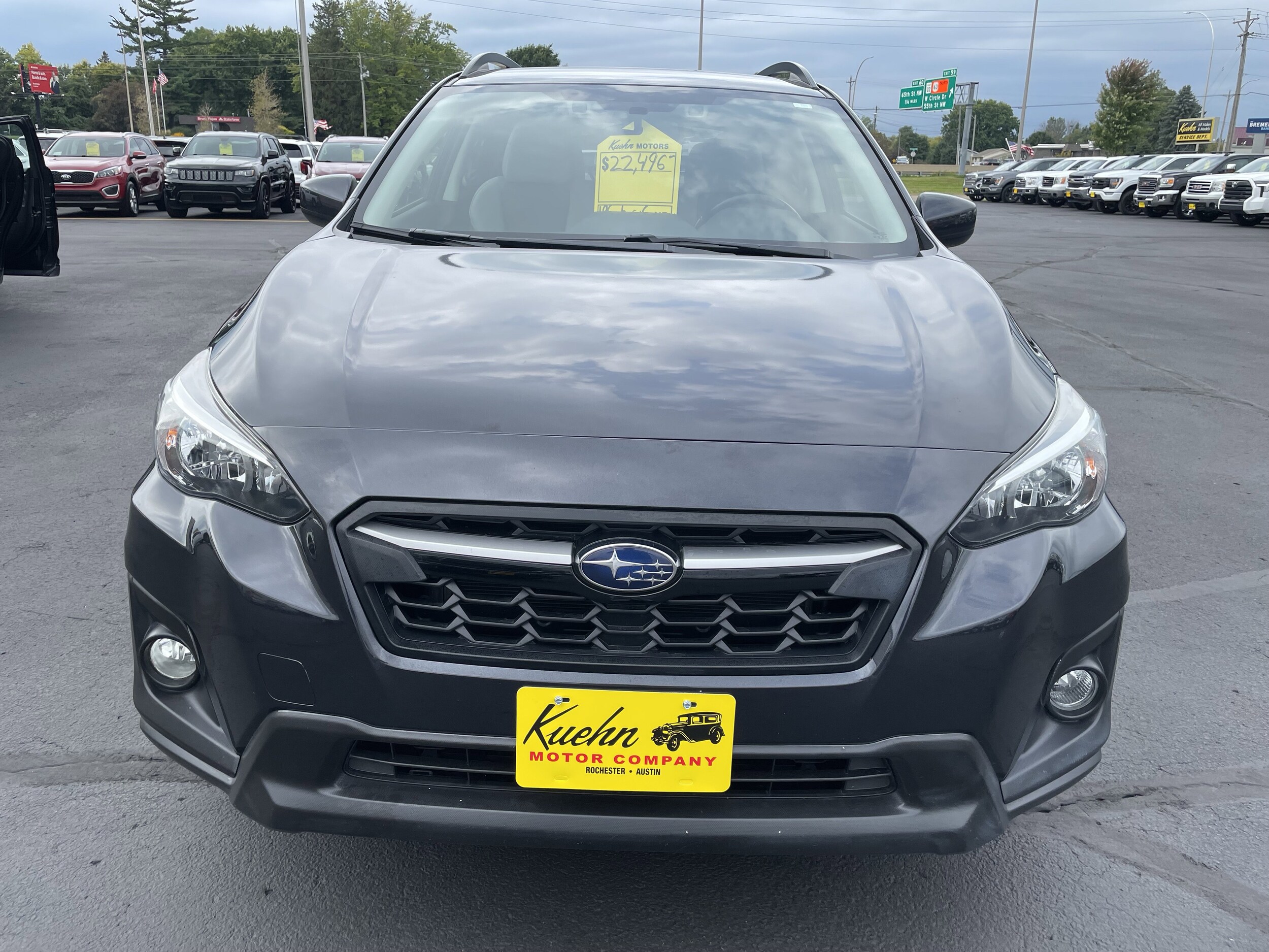 2019 Subaru Crosstrek 2.0i Premium photo 2