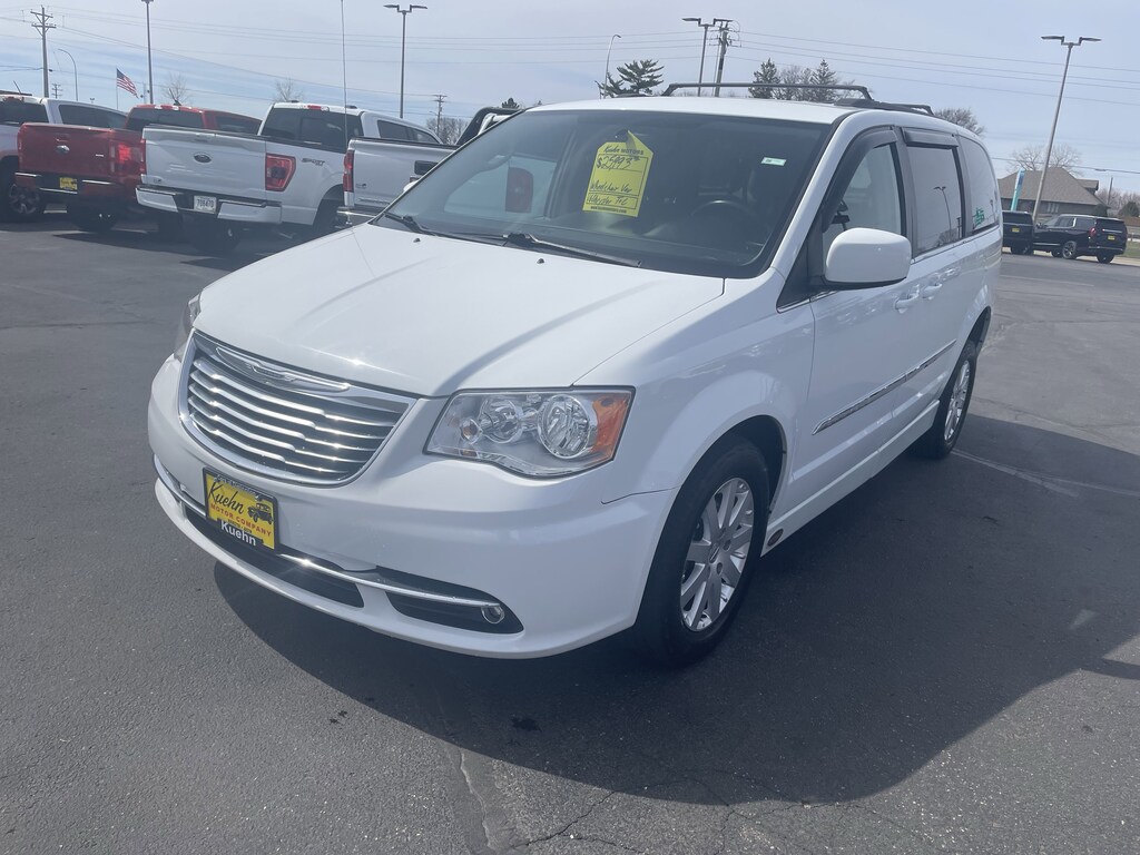 Used 2016 Chrysler Town & Country Touring Van LWB Passenger Van