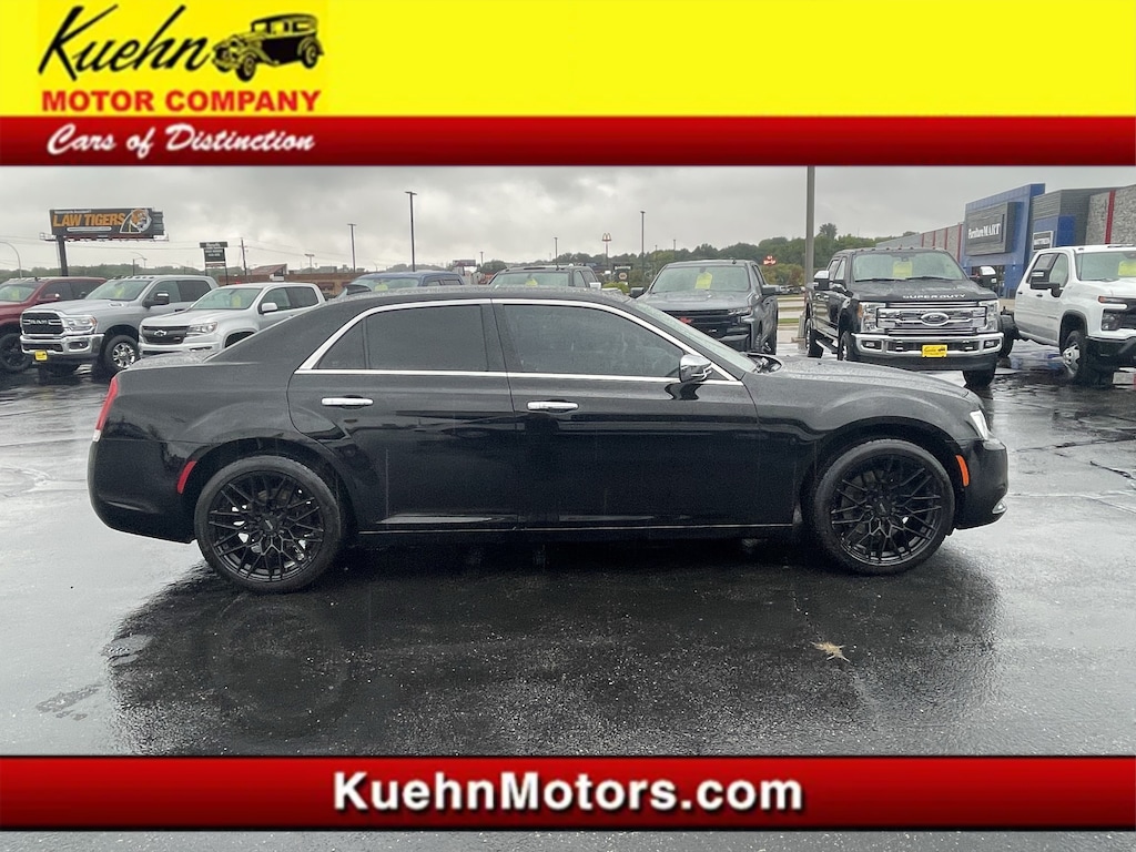 Used 2016 Chrysler 300C Base Sedan