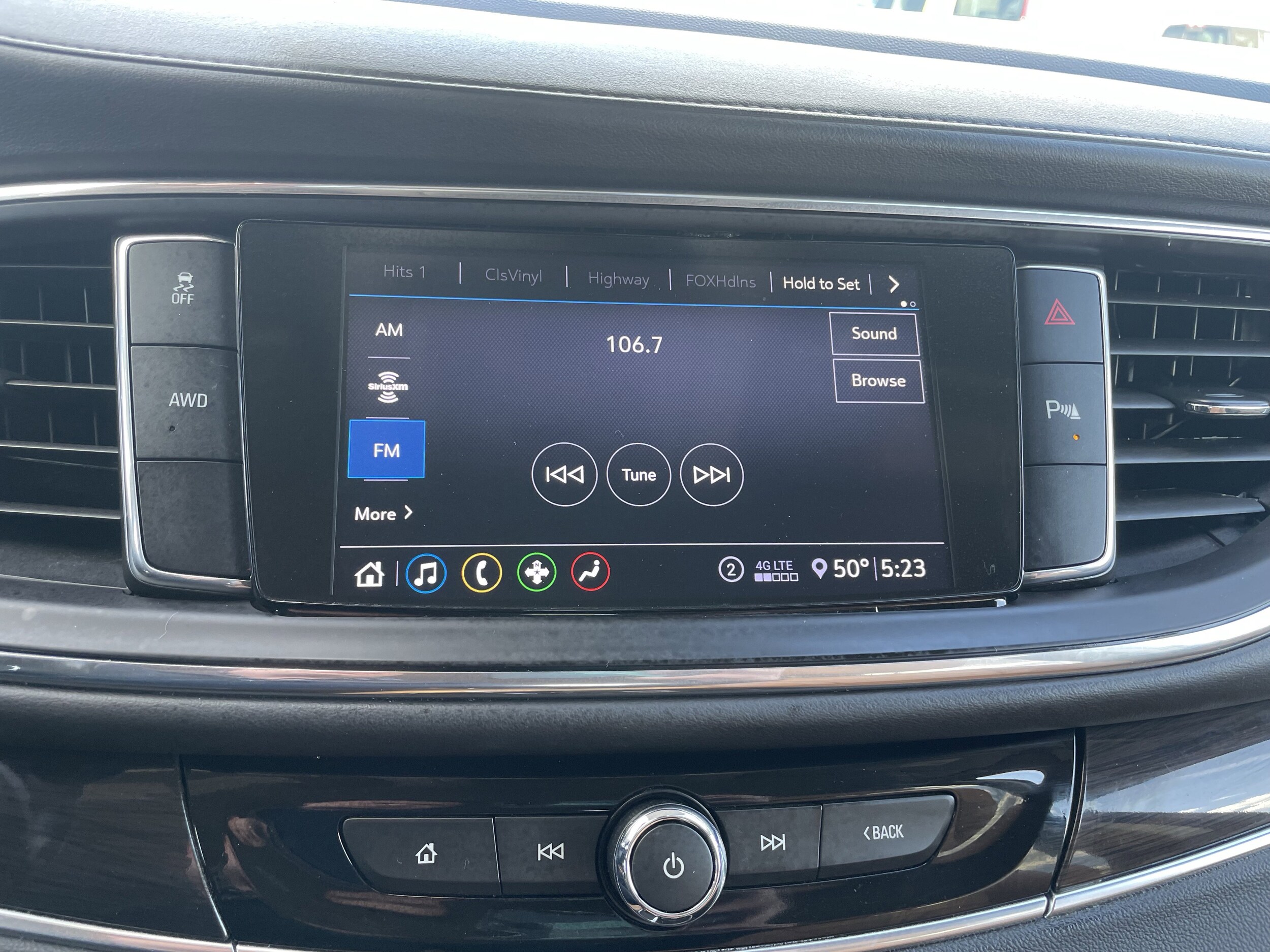 2020 Buick Enclave Essence - Photo 19