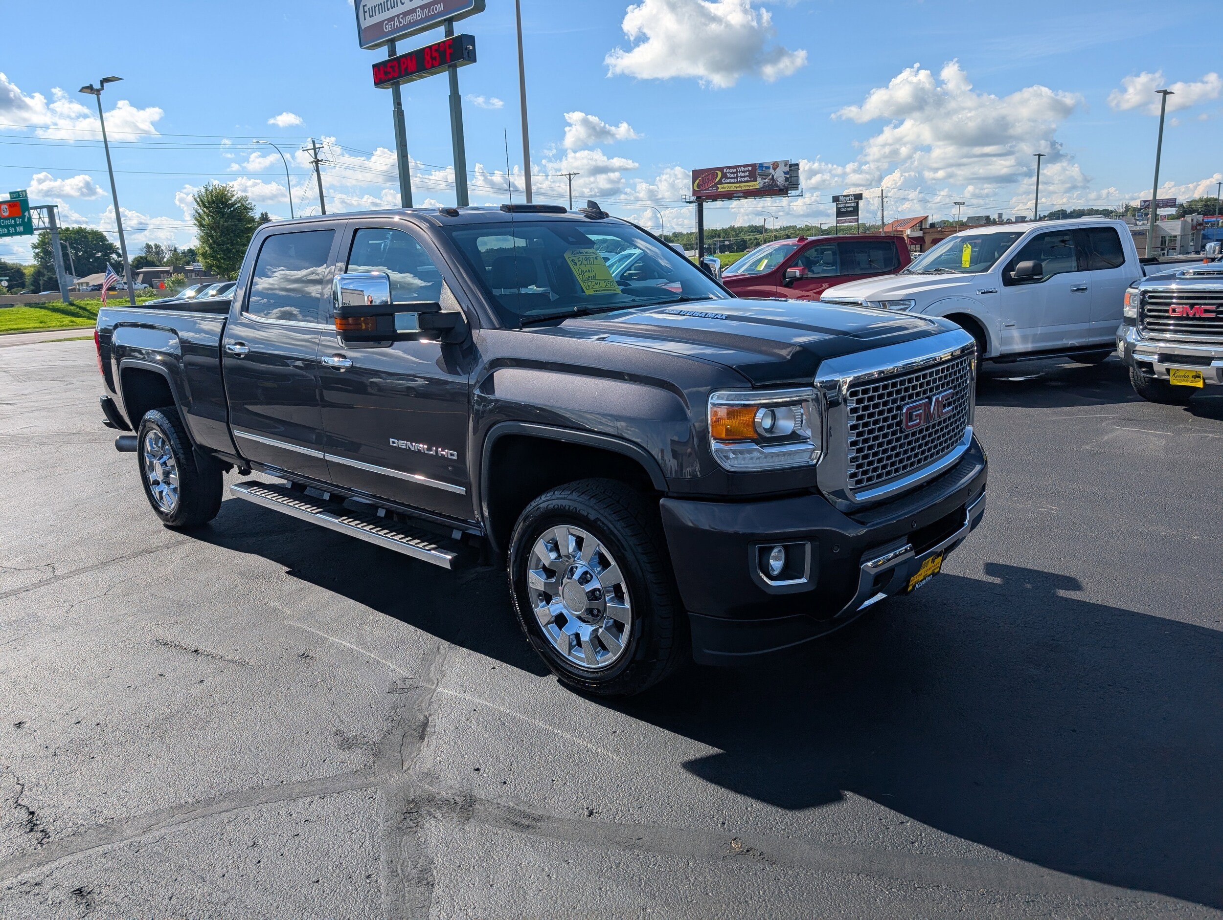 2016 Gmc Sierra Denali photo 2